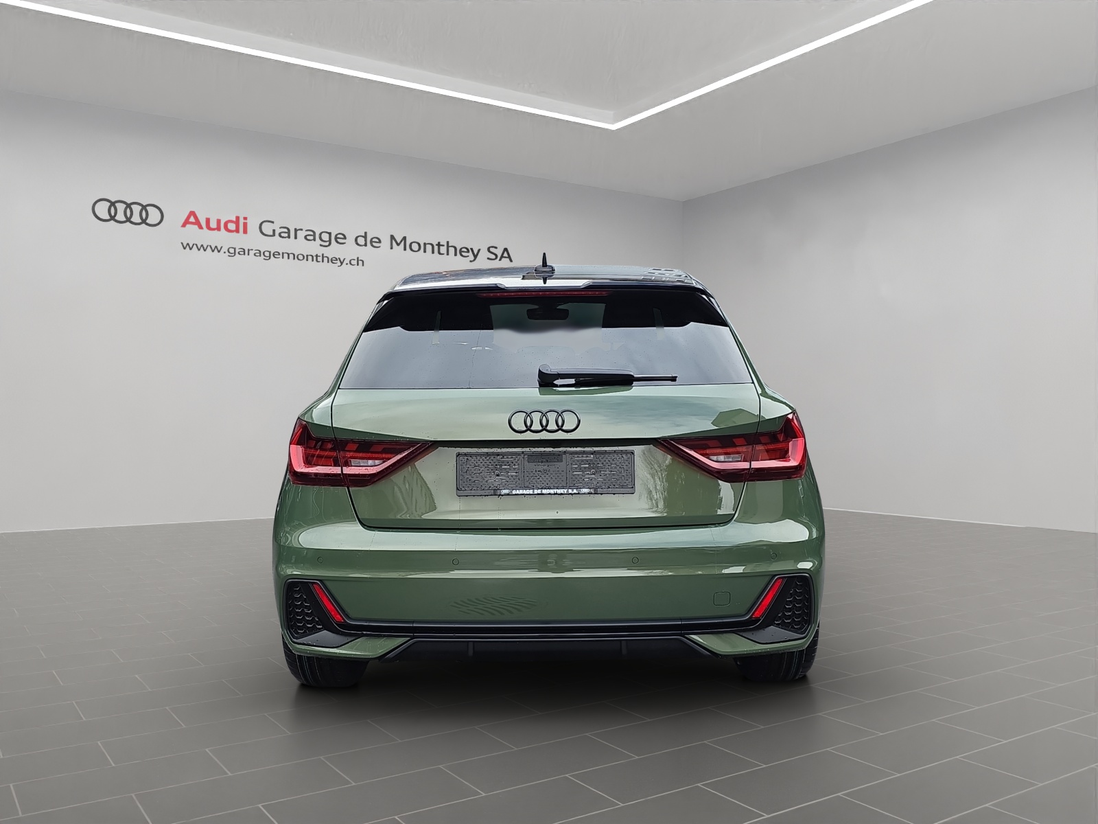 AUDI A1 Sportback 35 TFSI S Line S-tronic-image-4