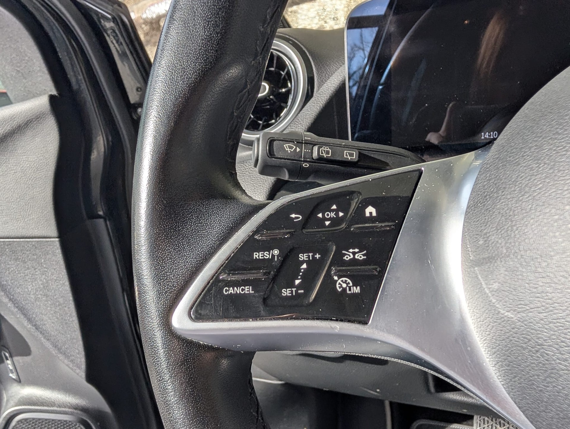 MERCEDES-BENZ B 250 4Matic 8G-DCT-image-11