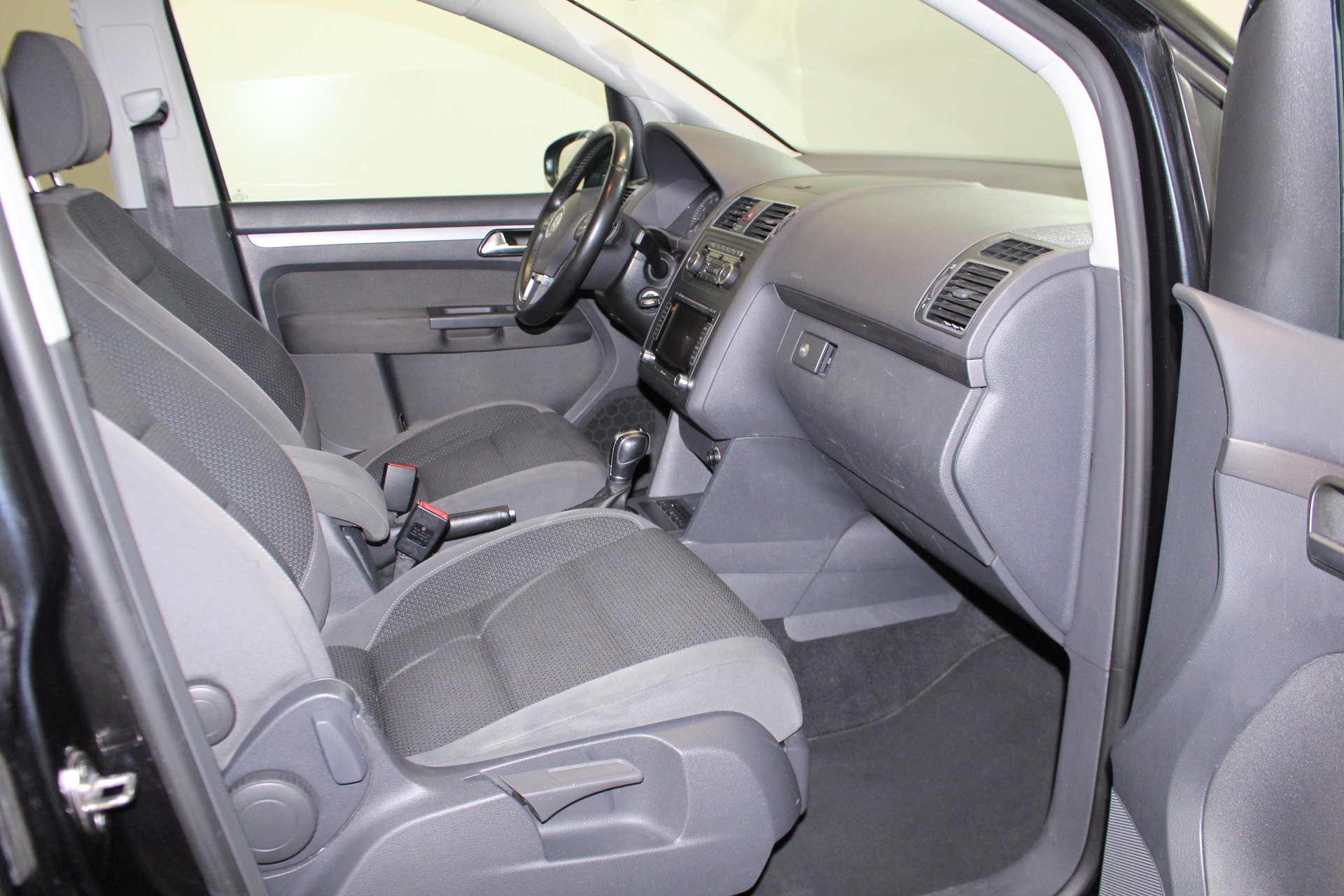 VW Touran 1.4 TSI 140 Comfortline DSG-image-10