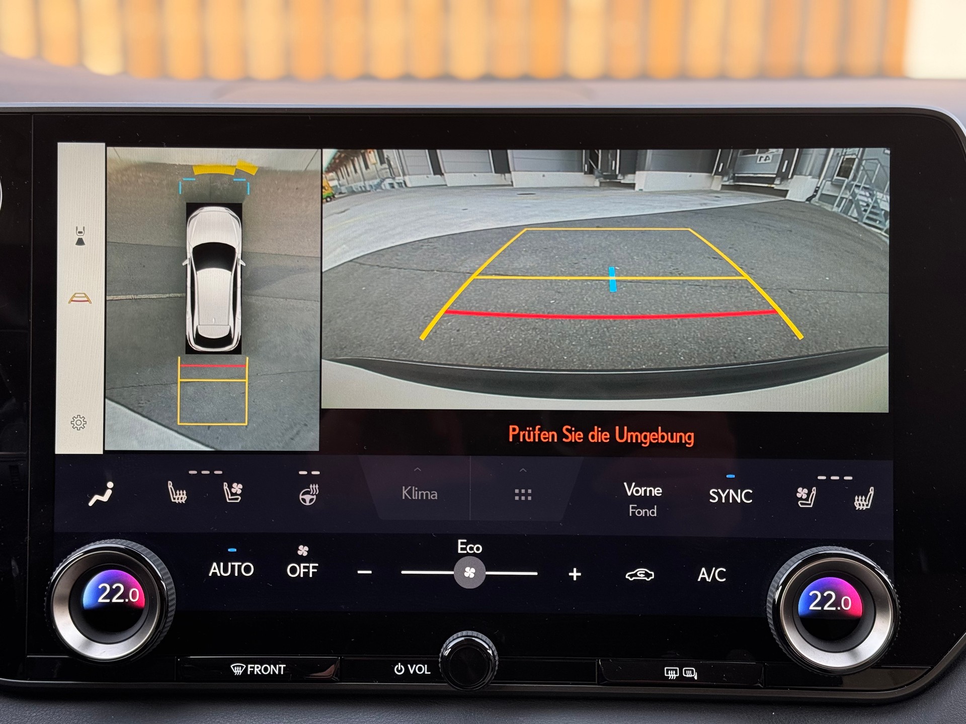 LEXUS RX 450h+ Ecxellence AWD CVT-image-15