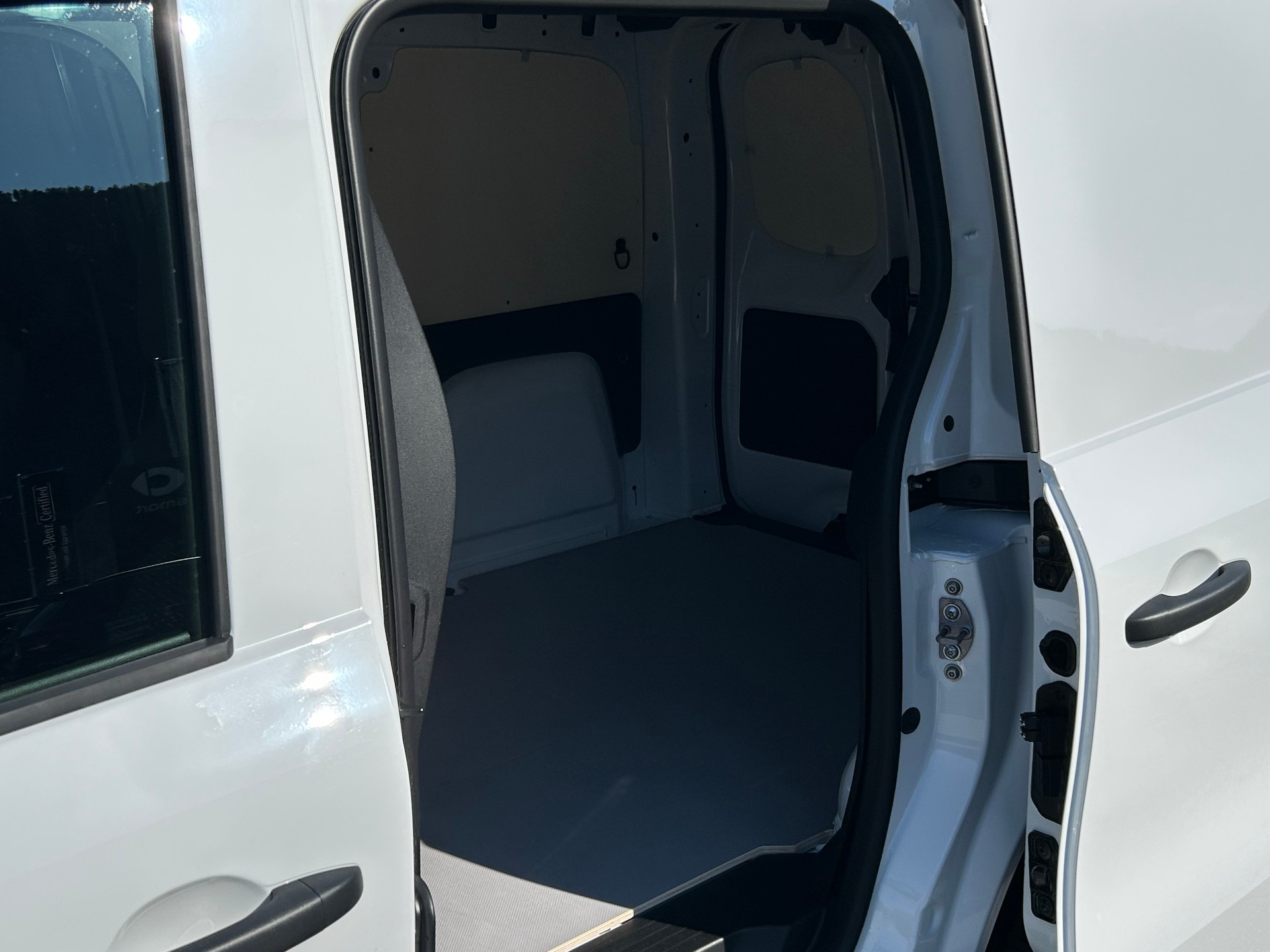 MERCEDES-BENZ eCitan Standard S WORKER-image-4