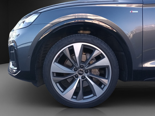 AUDI Q5 SB 40TDI Bl Ed quattro-image-5