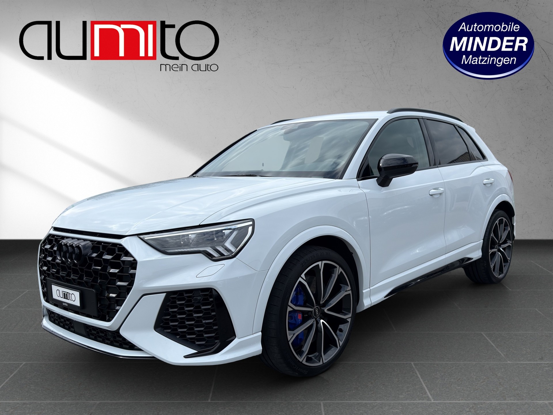 AUDI RS Q3 2.5 TFSI quattro S tronic-image-12