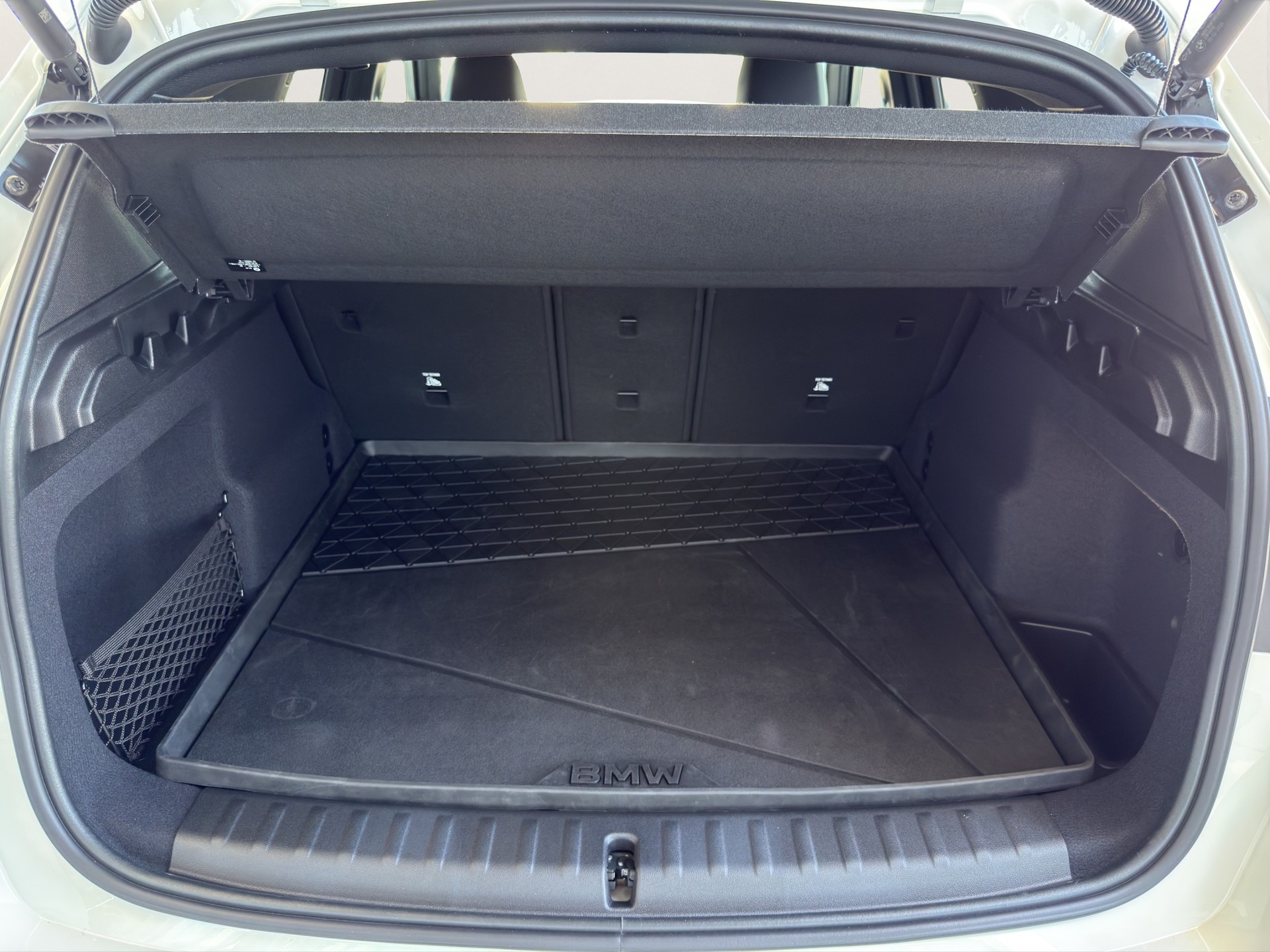 BMW X1 xDrive 20d 48V M Sport-image-19
