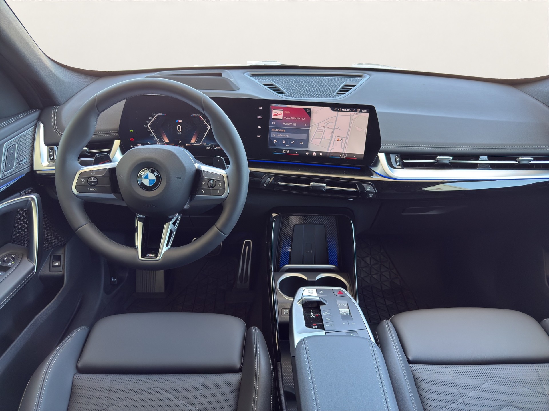 BMW X1 xDrive 20d 48V M Sport-image-12