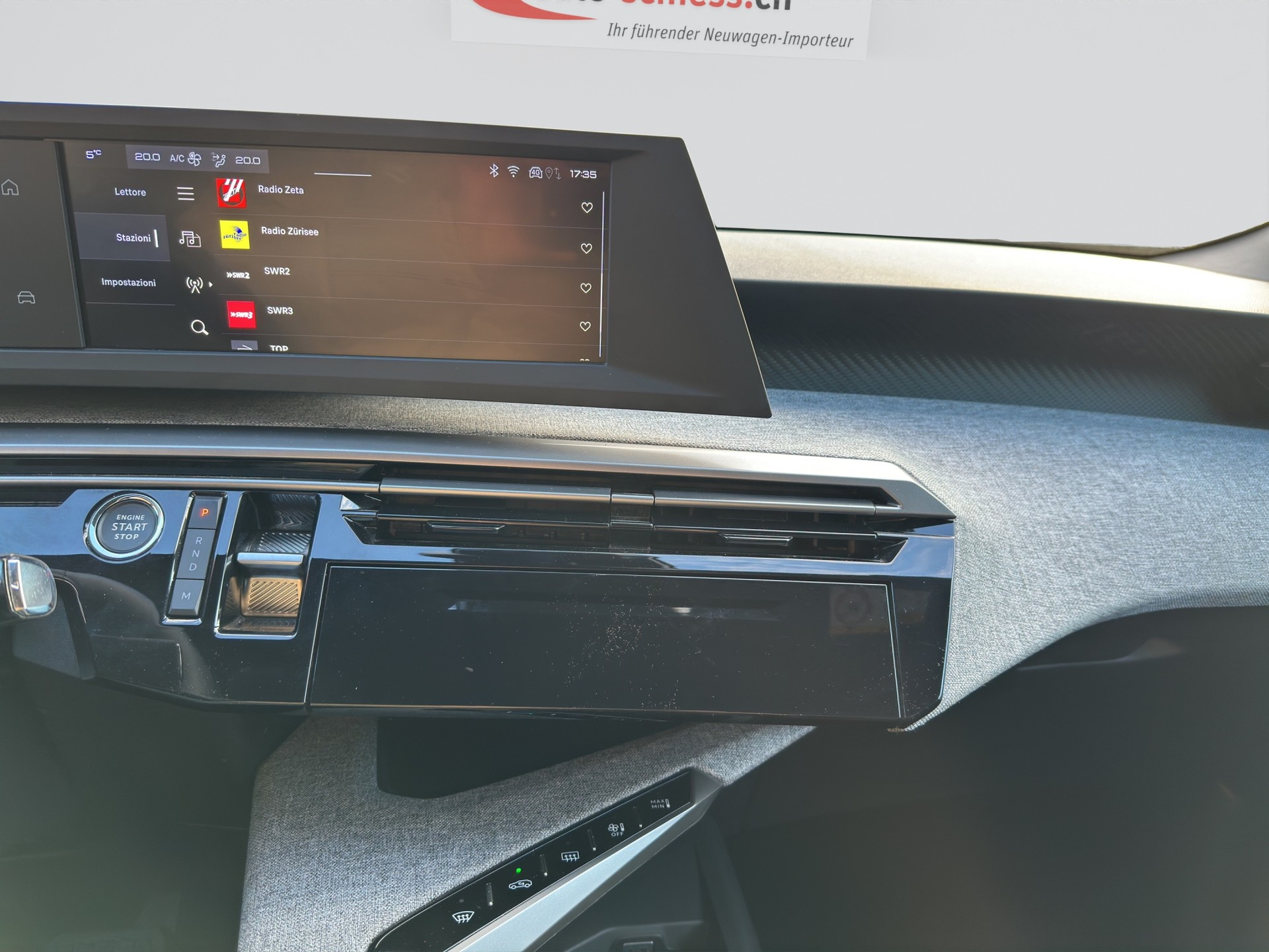 PEUGEOT 5008 145 Hybrid 7Pl. Allure-image-12
