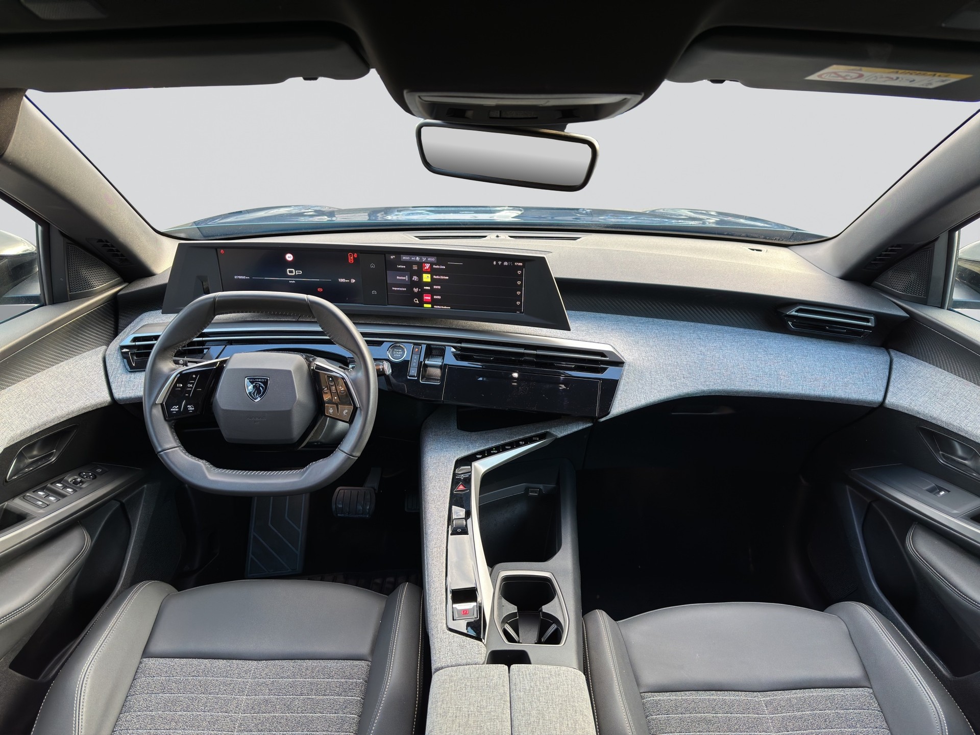 PEUGEOT 5008 145 Hybrid 7Pl. Allure-image-13