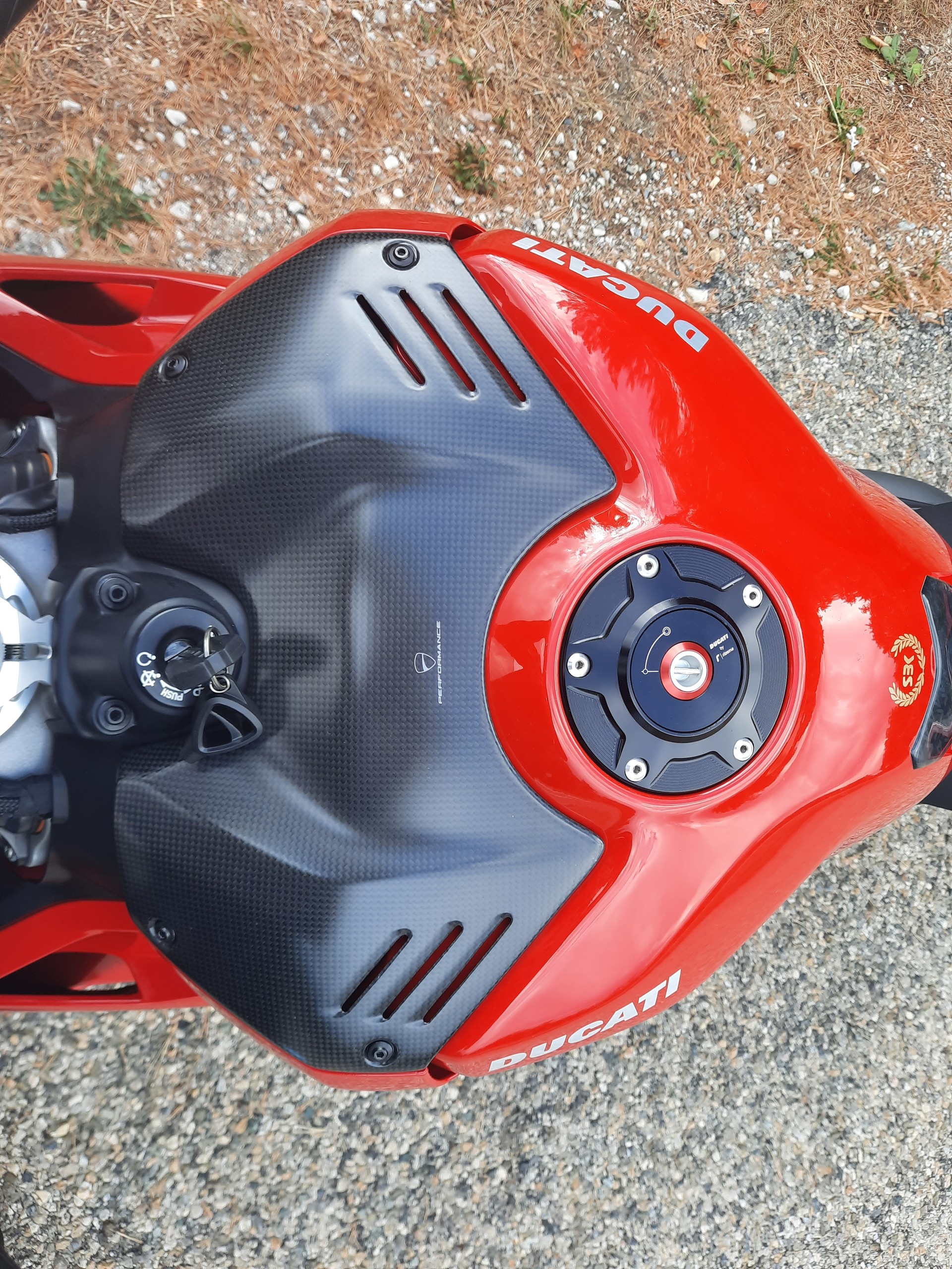 DUCATI Panigale 1103 V4 S-image-5