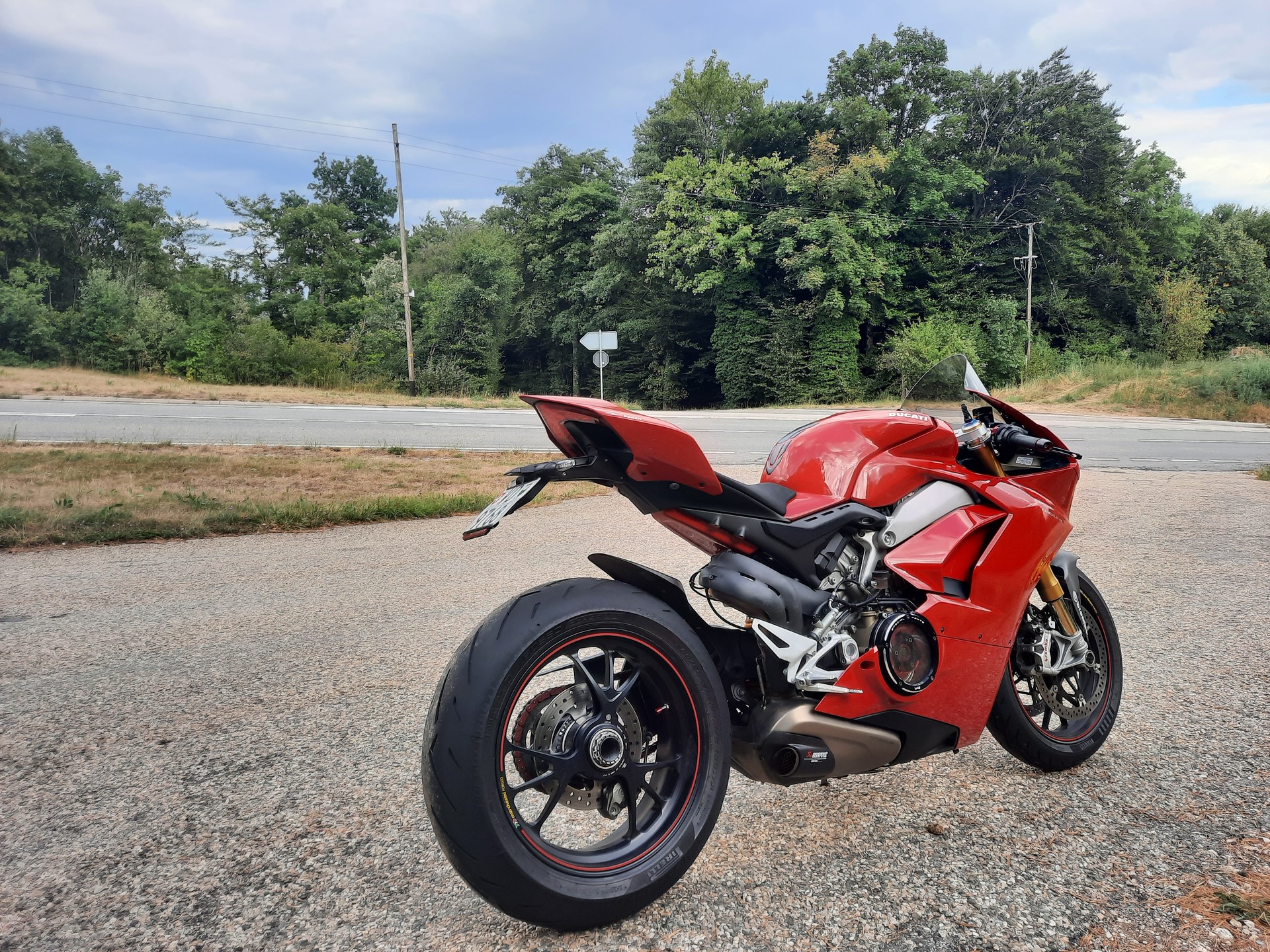 DUCATI Panigale 1103 V4 S-image-1
