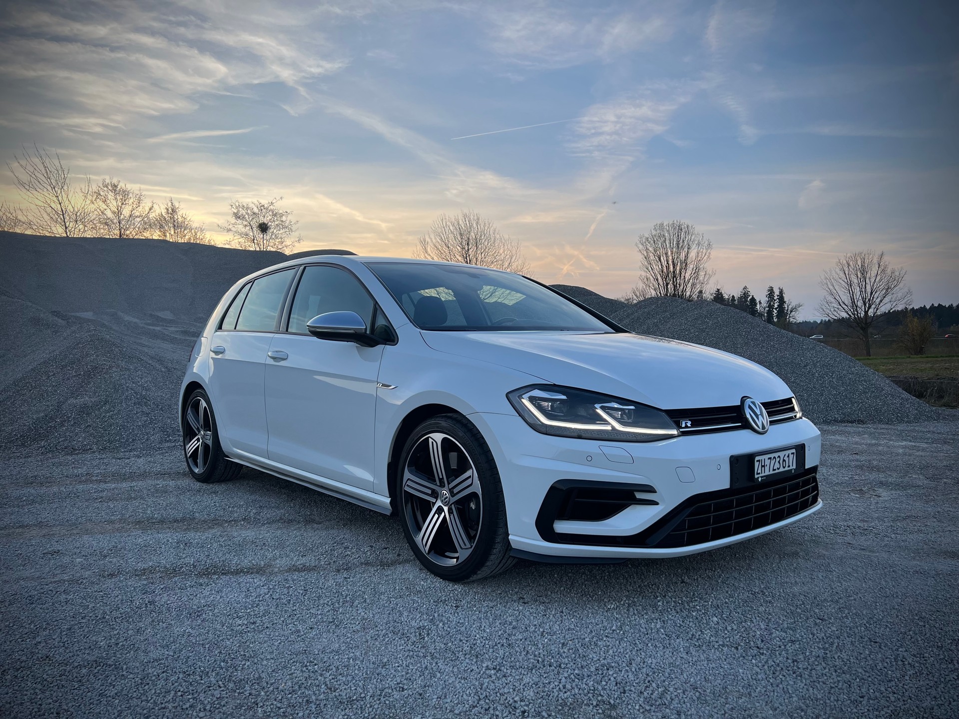 VW 2.0 TSI R 4Motion DSG-image-3