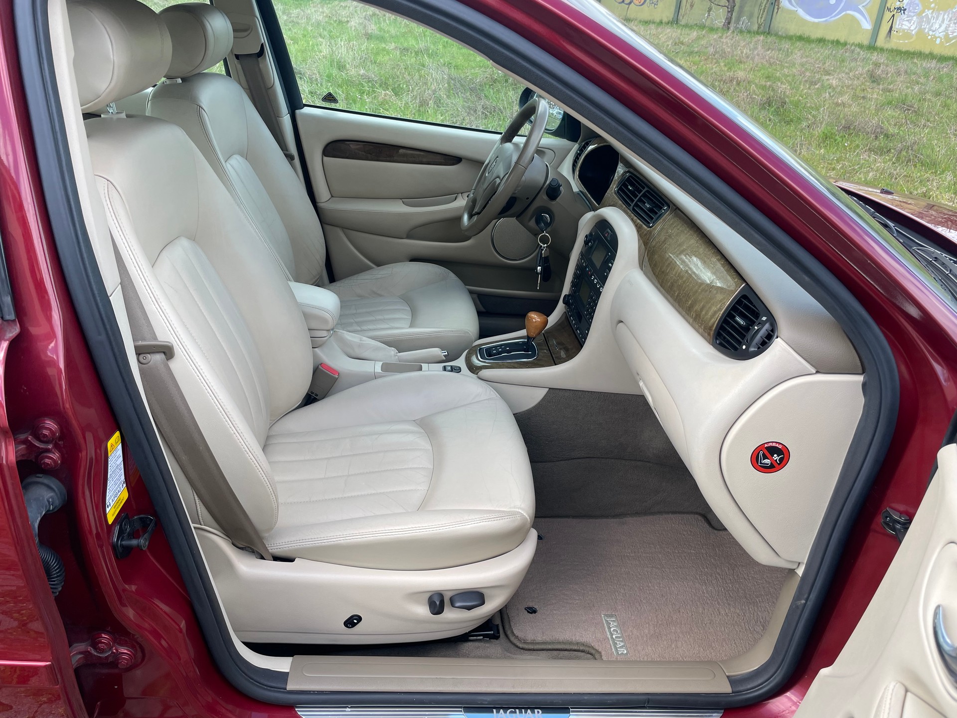 JAGUAR X-Type 3.0 V6 Traction4 Executive-image-7