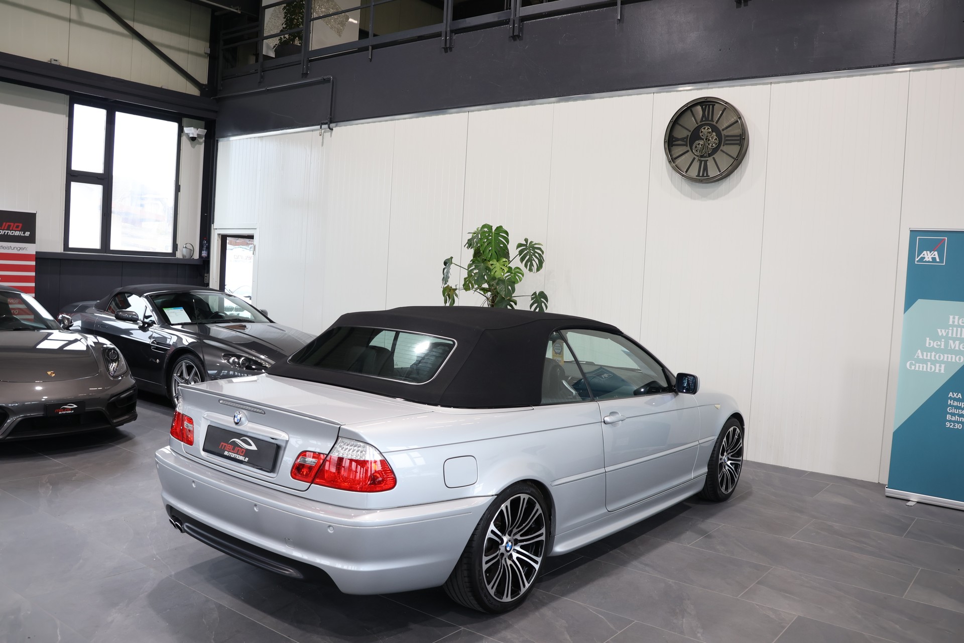 BMW 320Ci Cabriolet-image-9