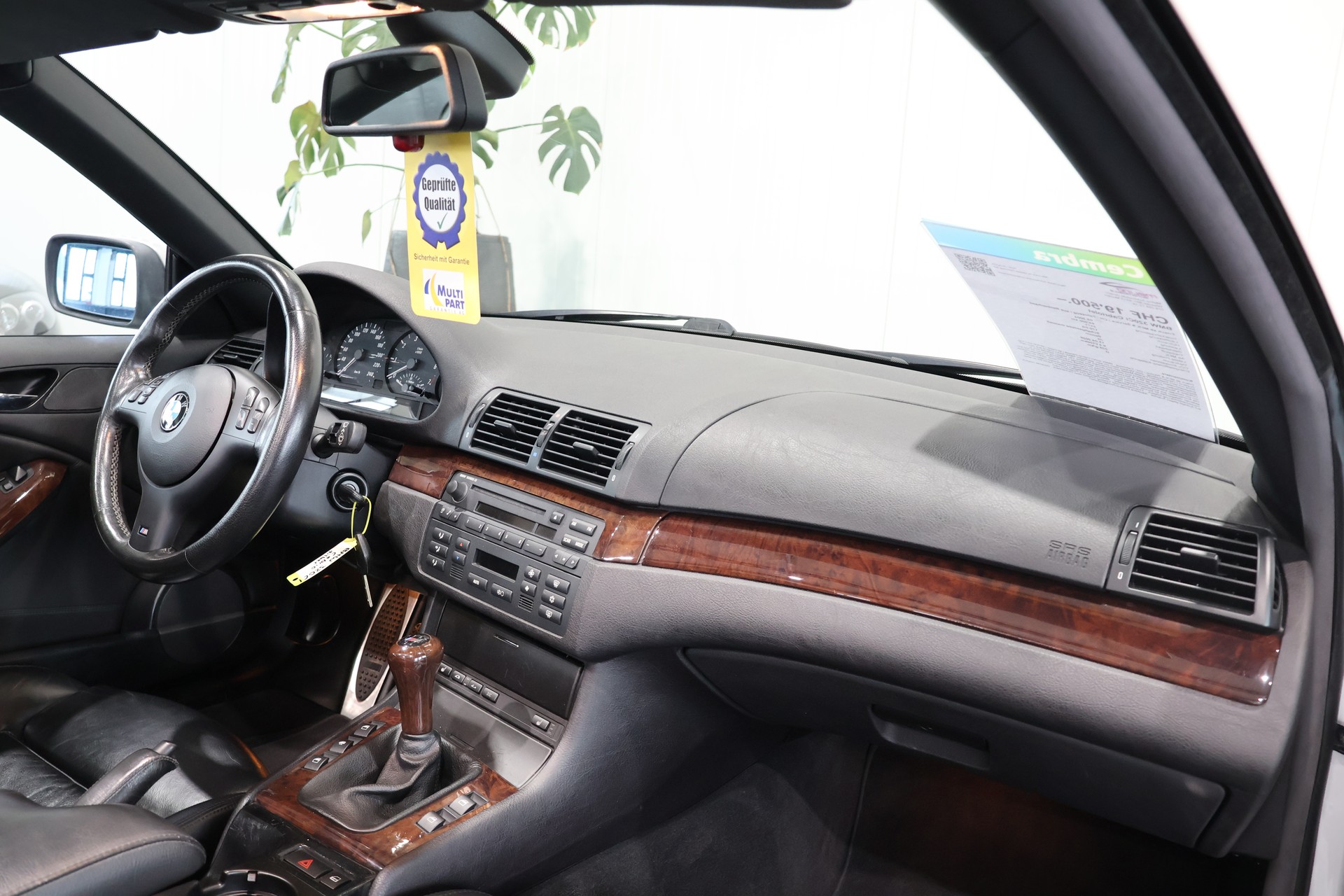 BMW 320Ci Cabriolet-image-11