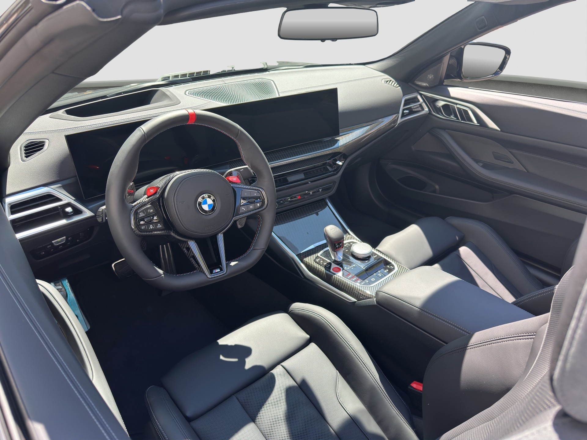 BMW M4 Cabrio Competition M xDrive-image-11