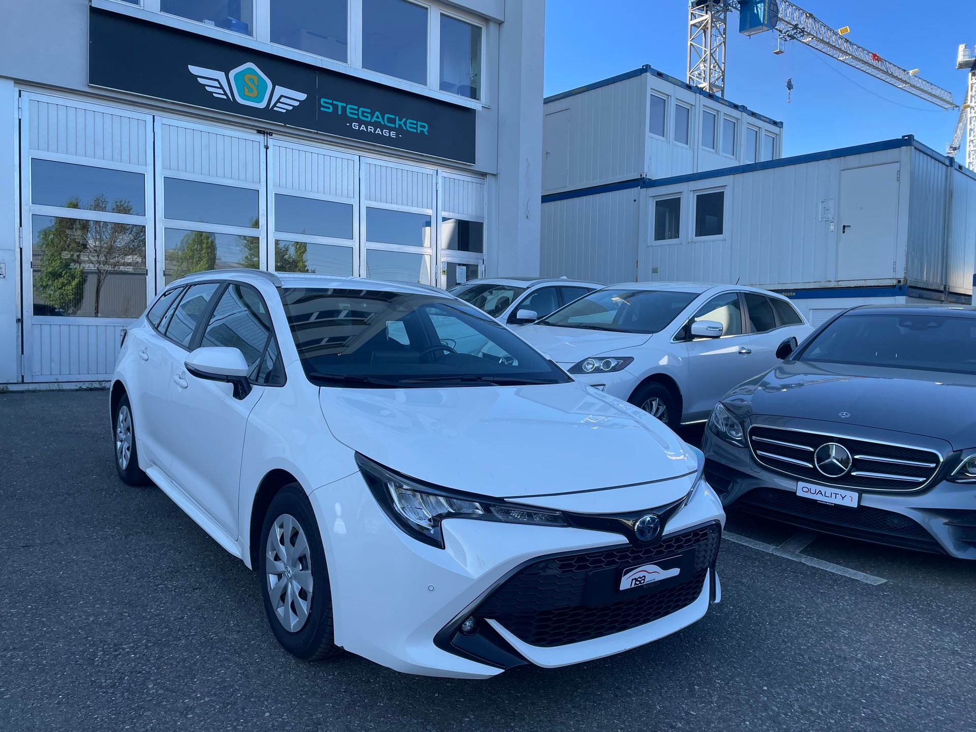 TOYOTA Corolla Touring Sports 1.8 HSD Active e-CVT-image-1