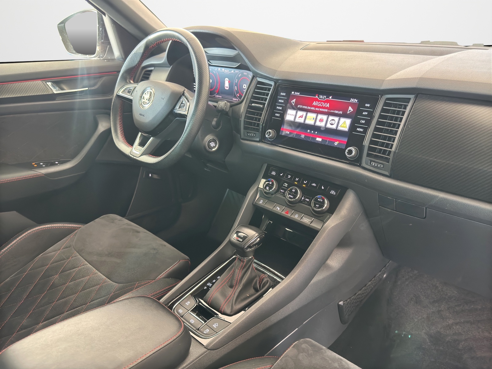 SKODA Kodiaq 2.0 Bi-TDI SCR RS 4x4 DSG-image-10