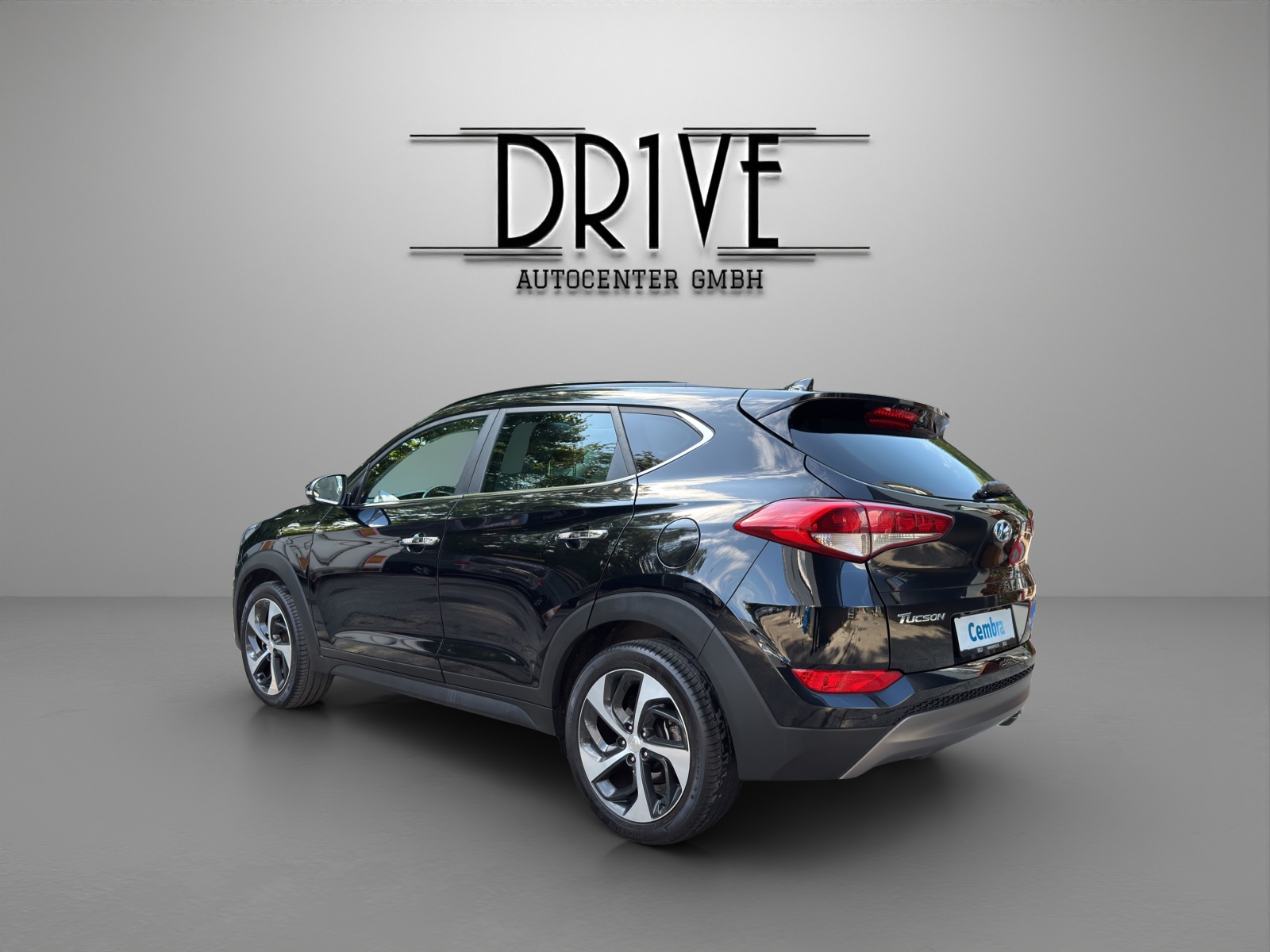 HYUNDAI Tucson 2.0 CRDI Vertex 4WD Automatic-image-6