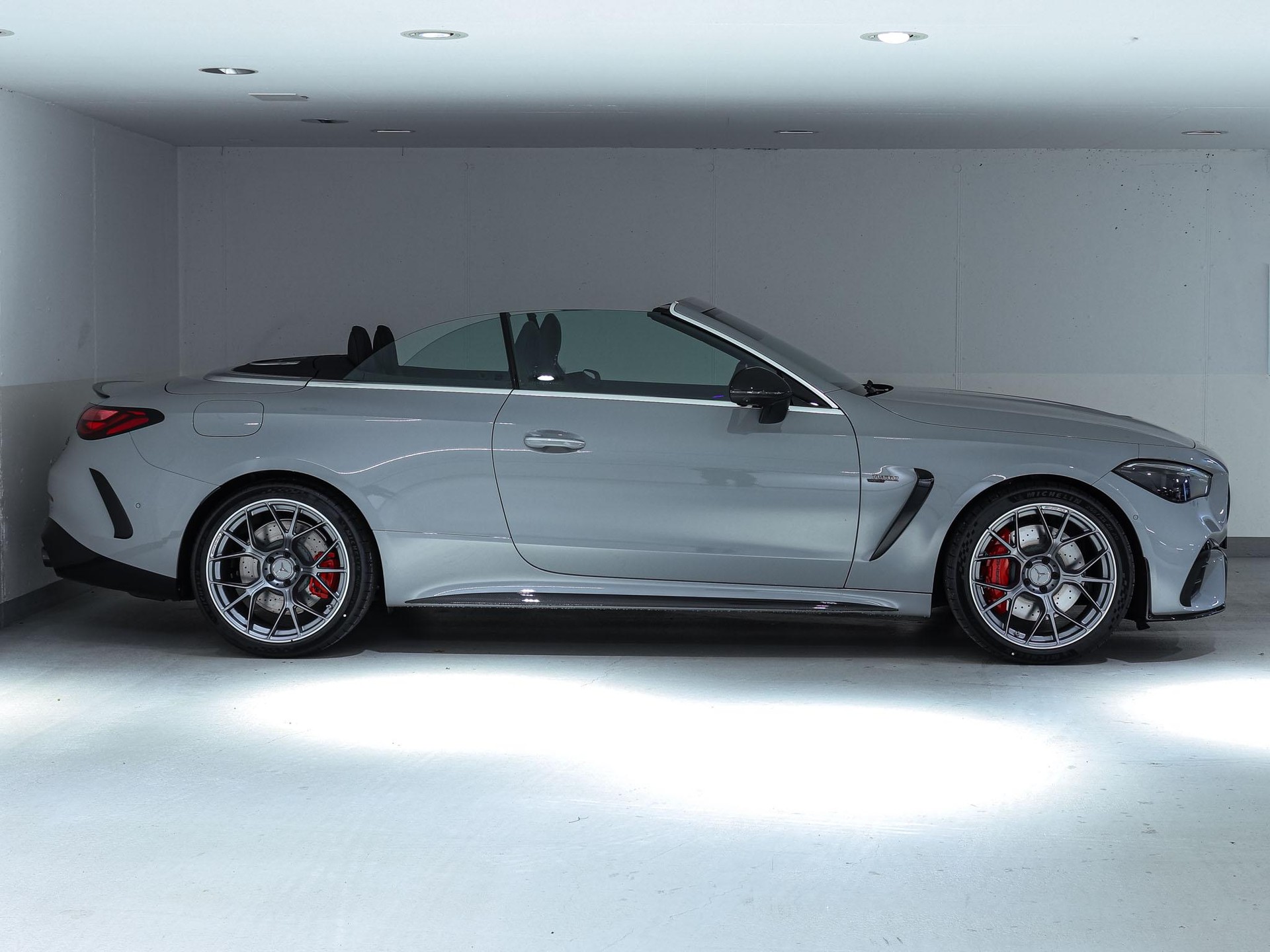 MERCEDES-BENZ CLE 53 AMG 4MATIC+ Cabriolet-image-1