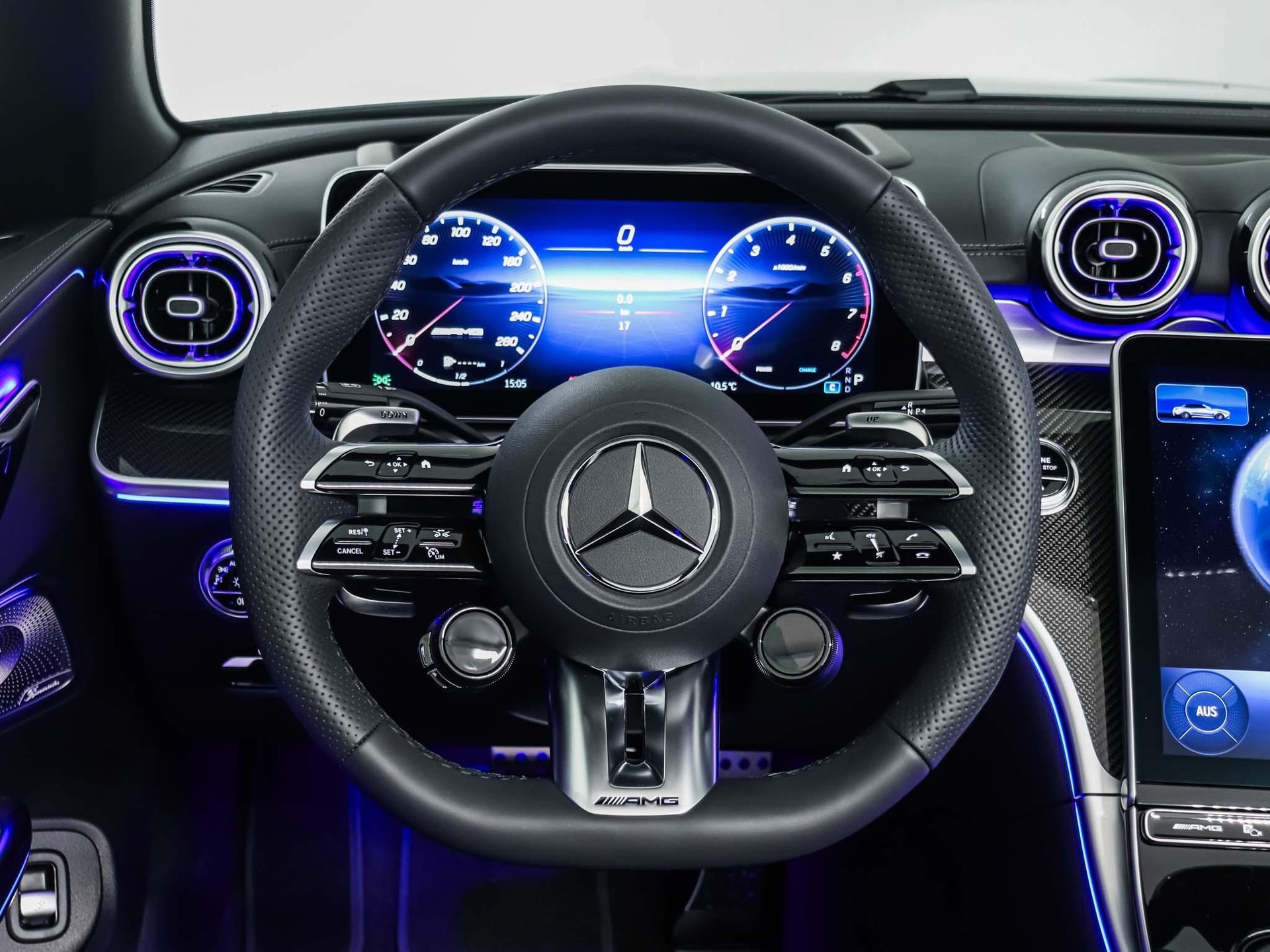 MERCEDES-BENZ CLE 53 AMG 4MATIC+ Cabriolet-image-9