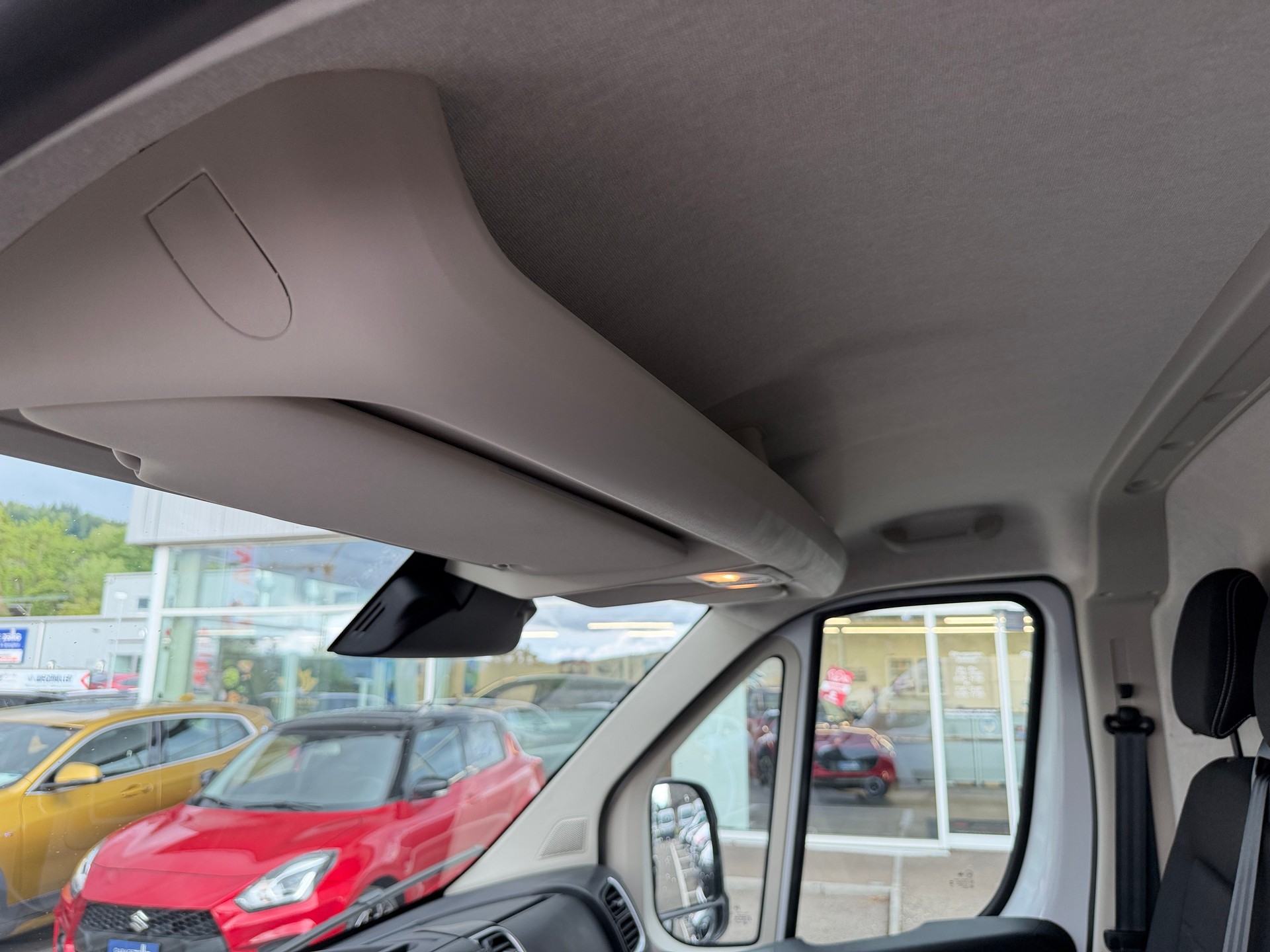CITROEN Jumper 35 2.2 BlueHDi 140PS L3H2-image-19