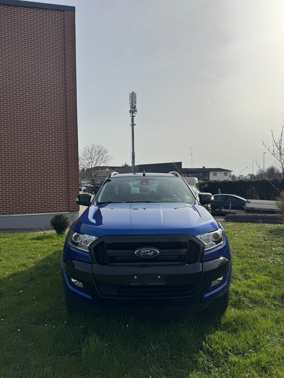FORD 3.2 TDCi 4x4 Wildtrak-image-4