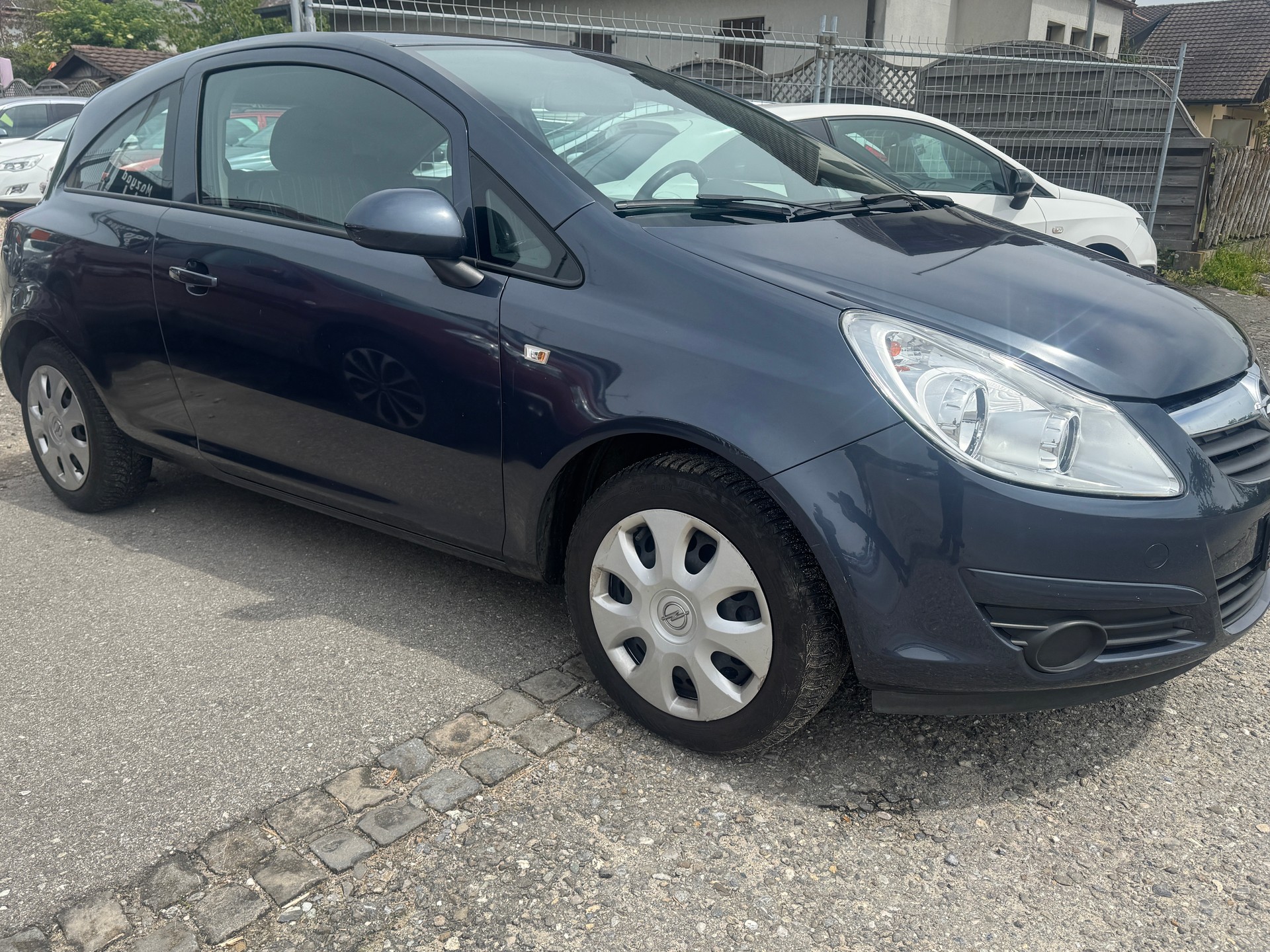 OPEL Corsa 1.4 TP Enjoy-image-1
