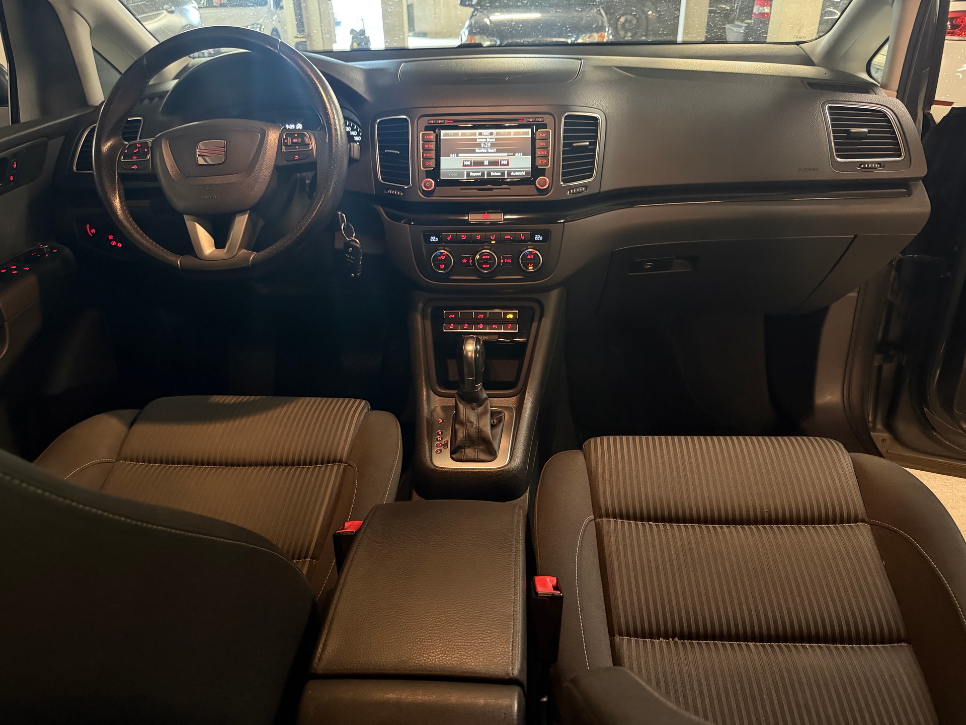 SEAT Alhambra 2.0 TDI Style Eco DSG-image-4