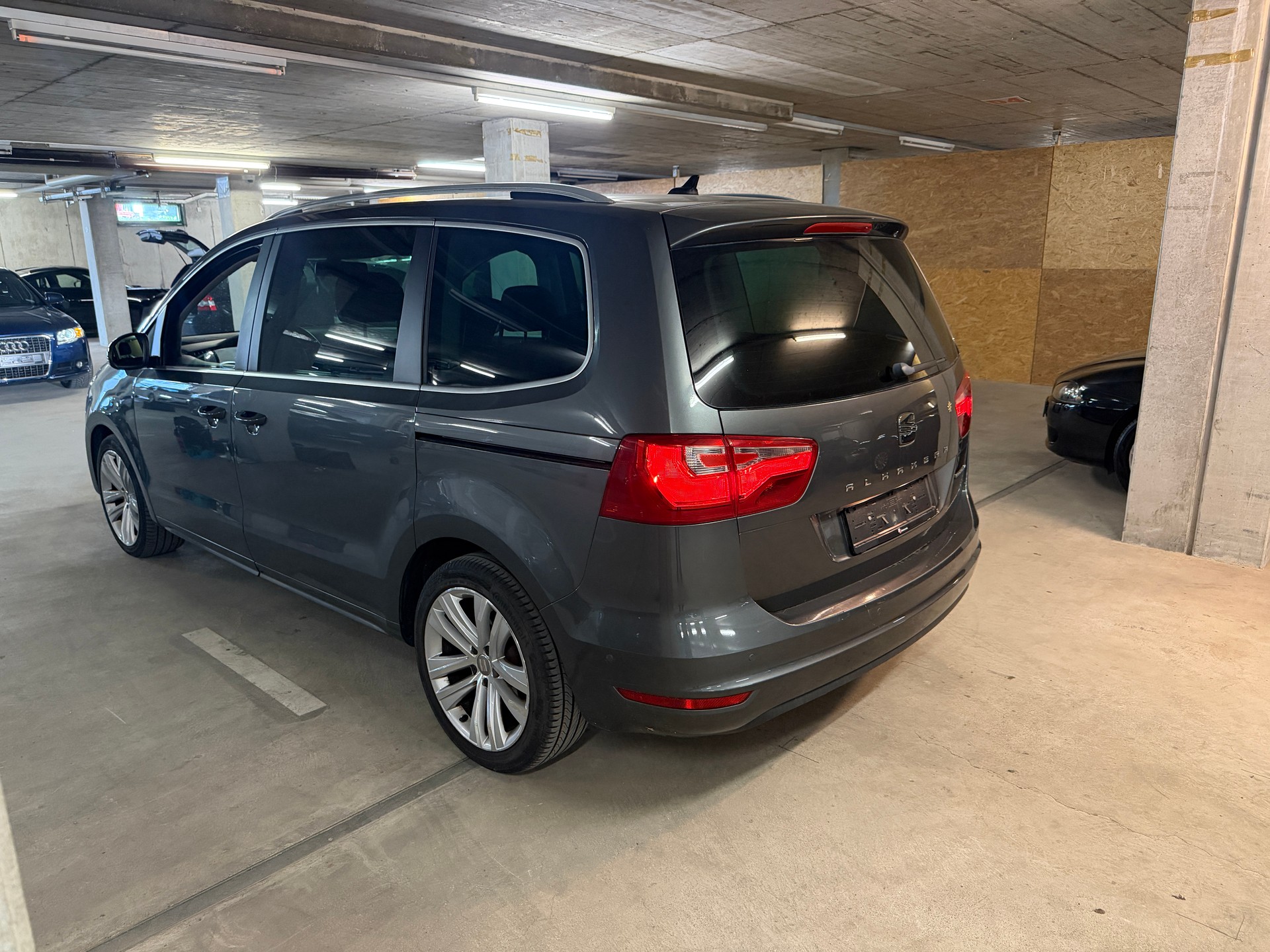 SEAT Alhambra 2.0 TDI Style Eco DSG-image-2