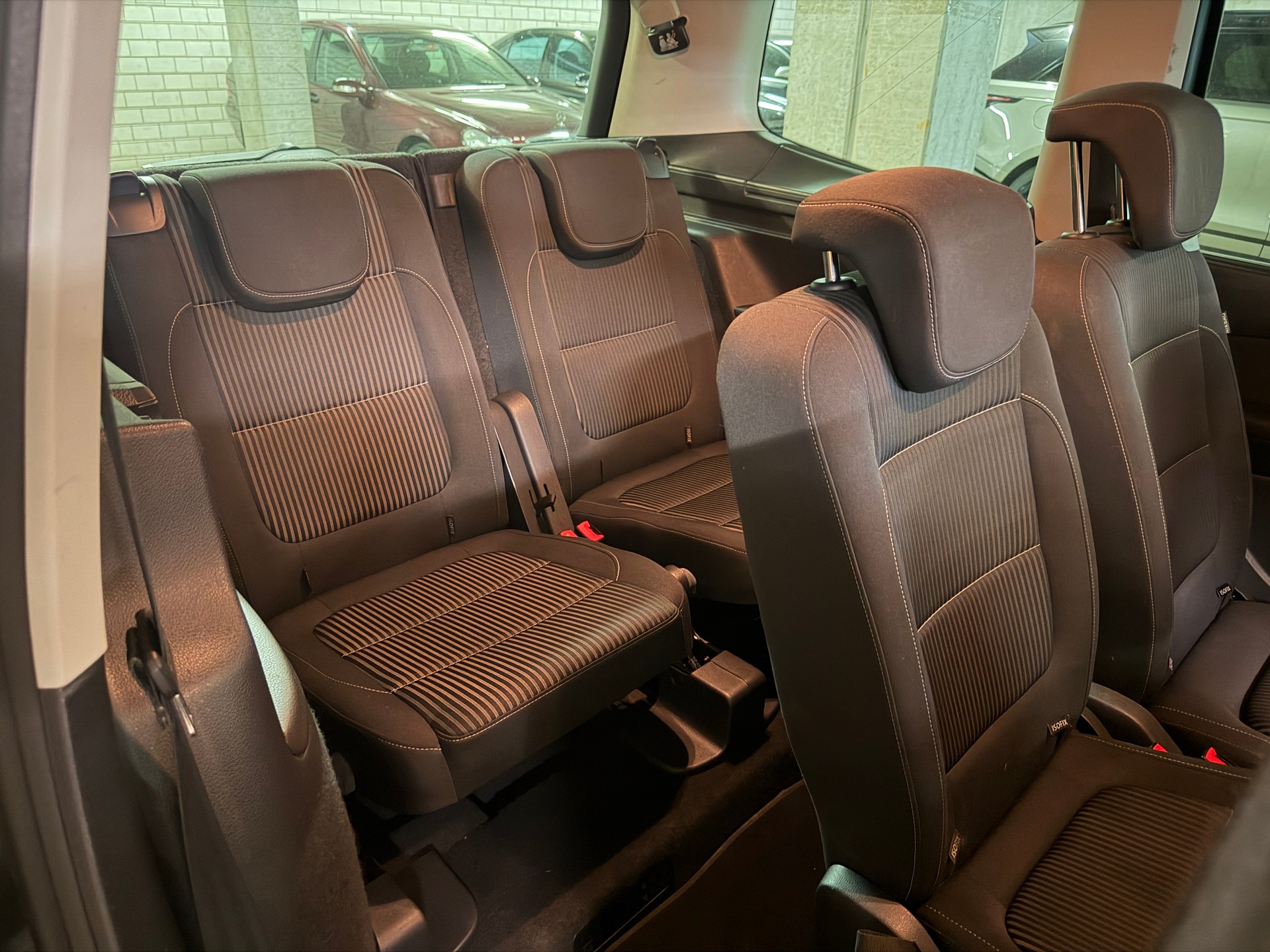 SEAT Alhambra 2.0 TDI Style Eco DSG-image-12