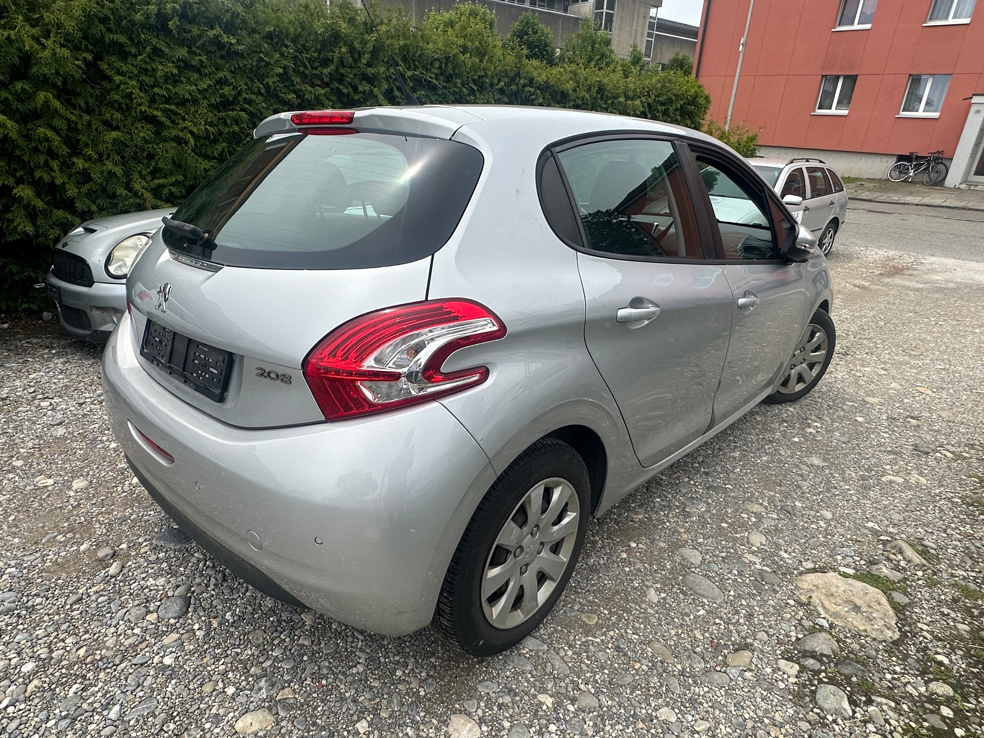 PEUGEOT 208 1.4 VTI Active-image-3