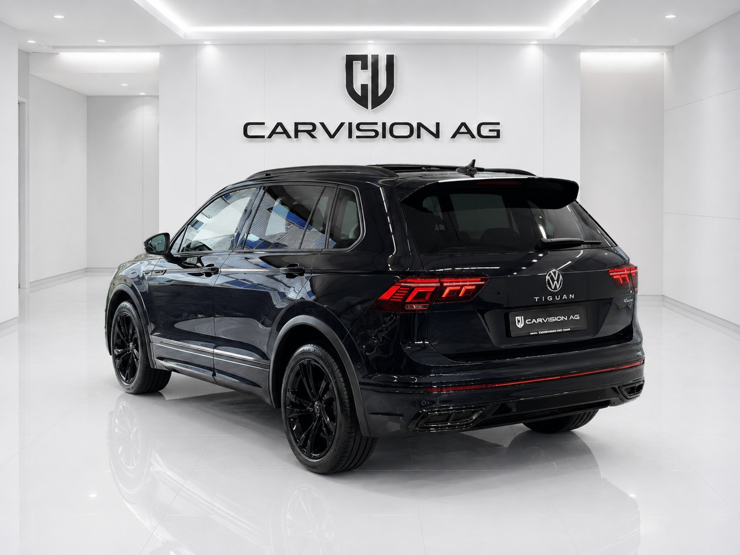 VW Tiguan 2.0 TDI SCR R-Line 4Motion DSG * Black Style * Panorama * IQ-Light *-image-4