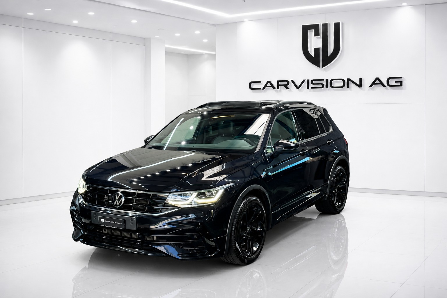 VW Tiguan 2.0 TDI SCR R-Line 4Motion DSG * Black Style * Panorama * IQ-Light *