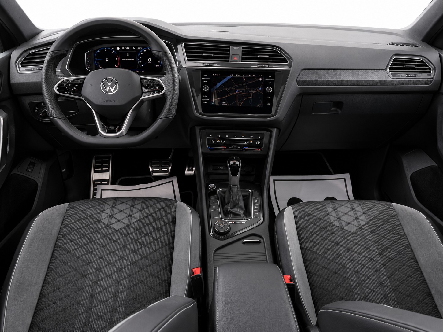 VW Tiguan 2.0 TDI SCR R-Line 4Motion DSG * Black Style * Panorama * IQ-Light *-image-7