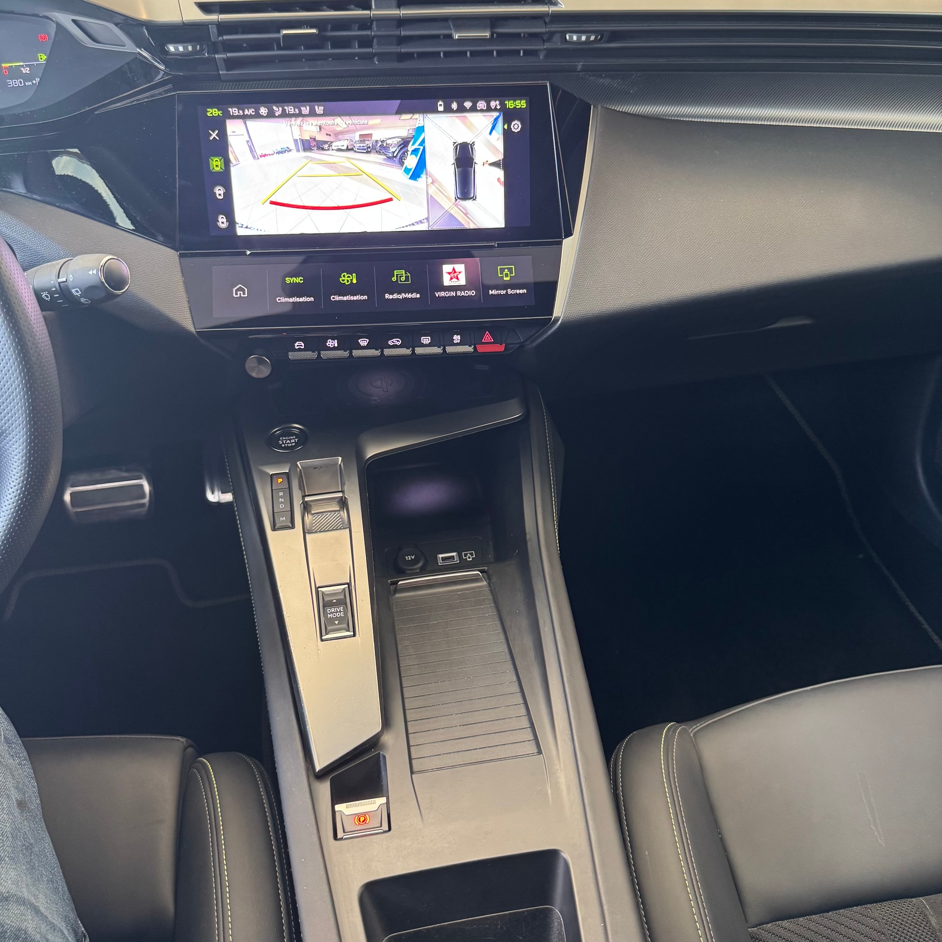 PEUGEOT 308 1.5 BlueHDI GT EAT8-image-8
