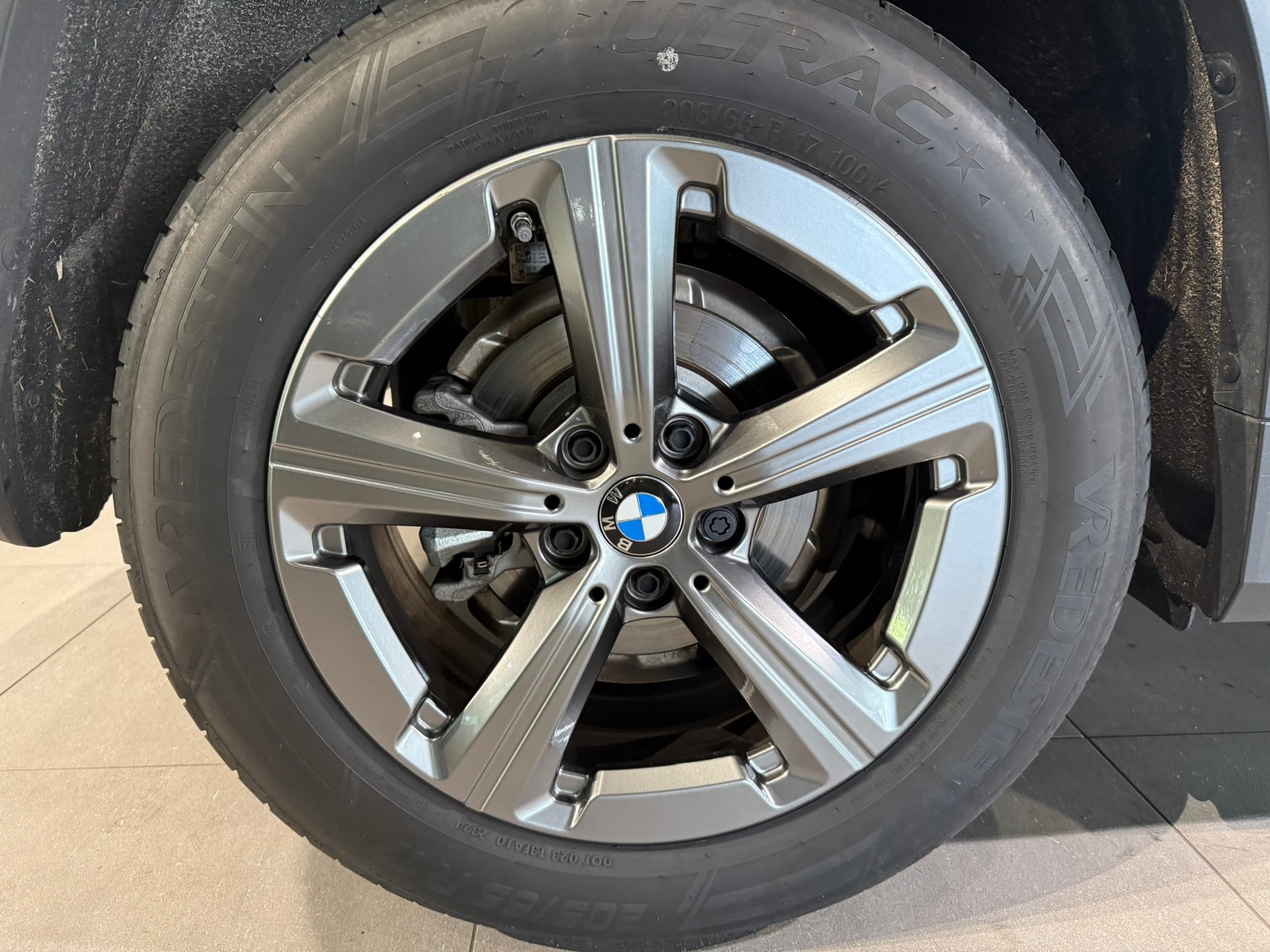 BMW X1 sDrive 18i-image-25