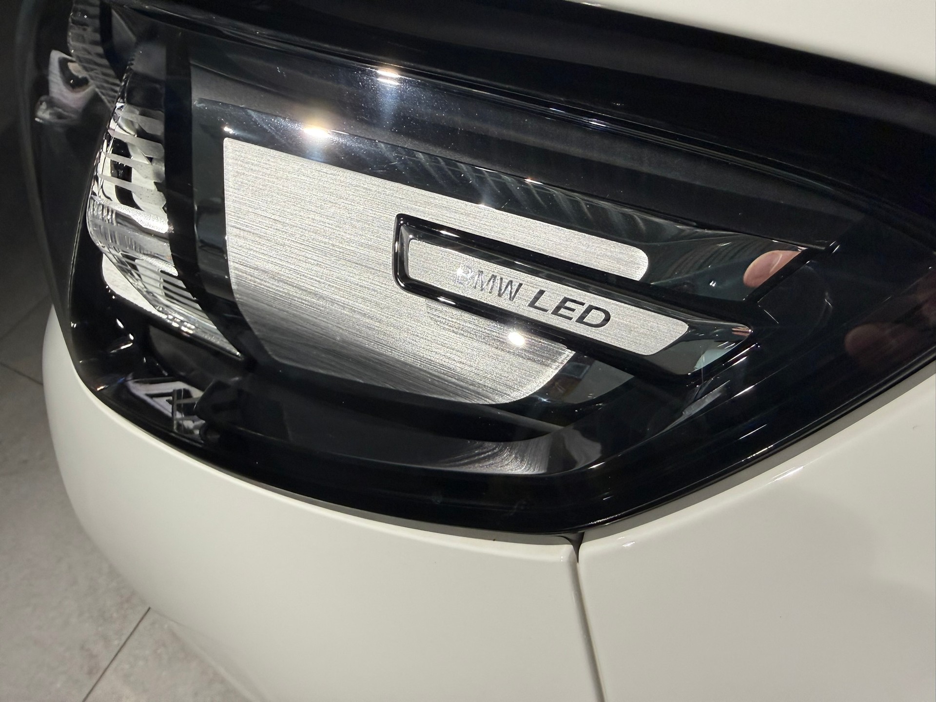 BMW X1 sDrive 18i-image-22