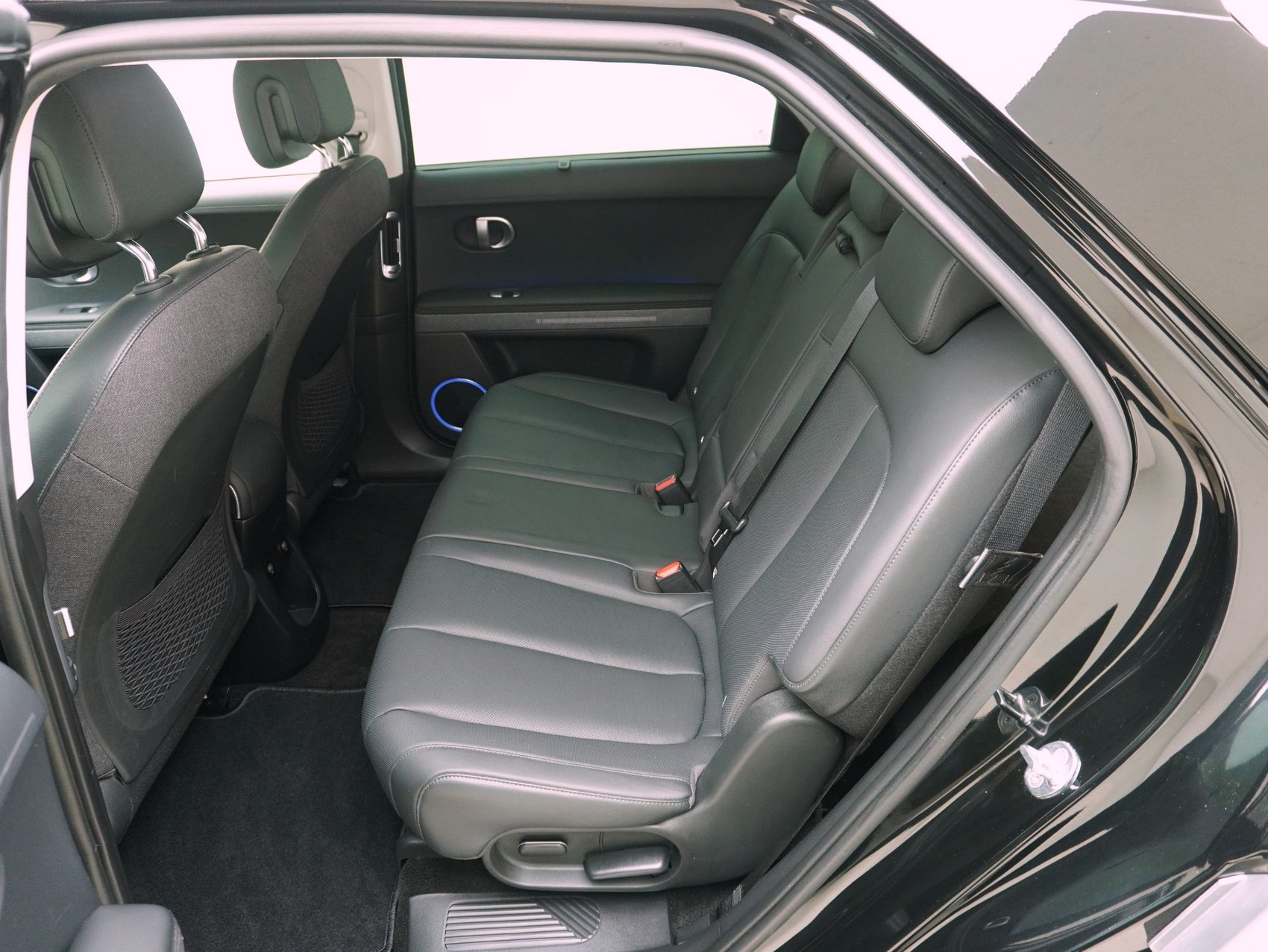 HYUNDAI Ioniq 5 Premium 77kWh 4WD-image-9