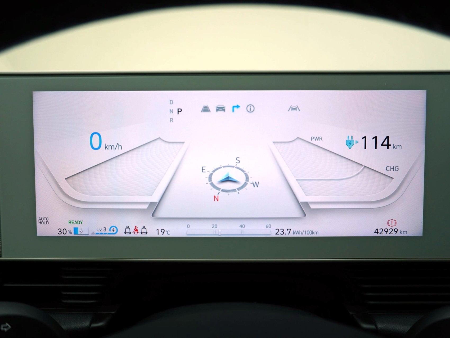 HYUNDAI Ioniq 5 Premium 77kWh 4WD-image-13