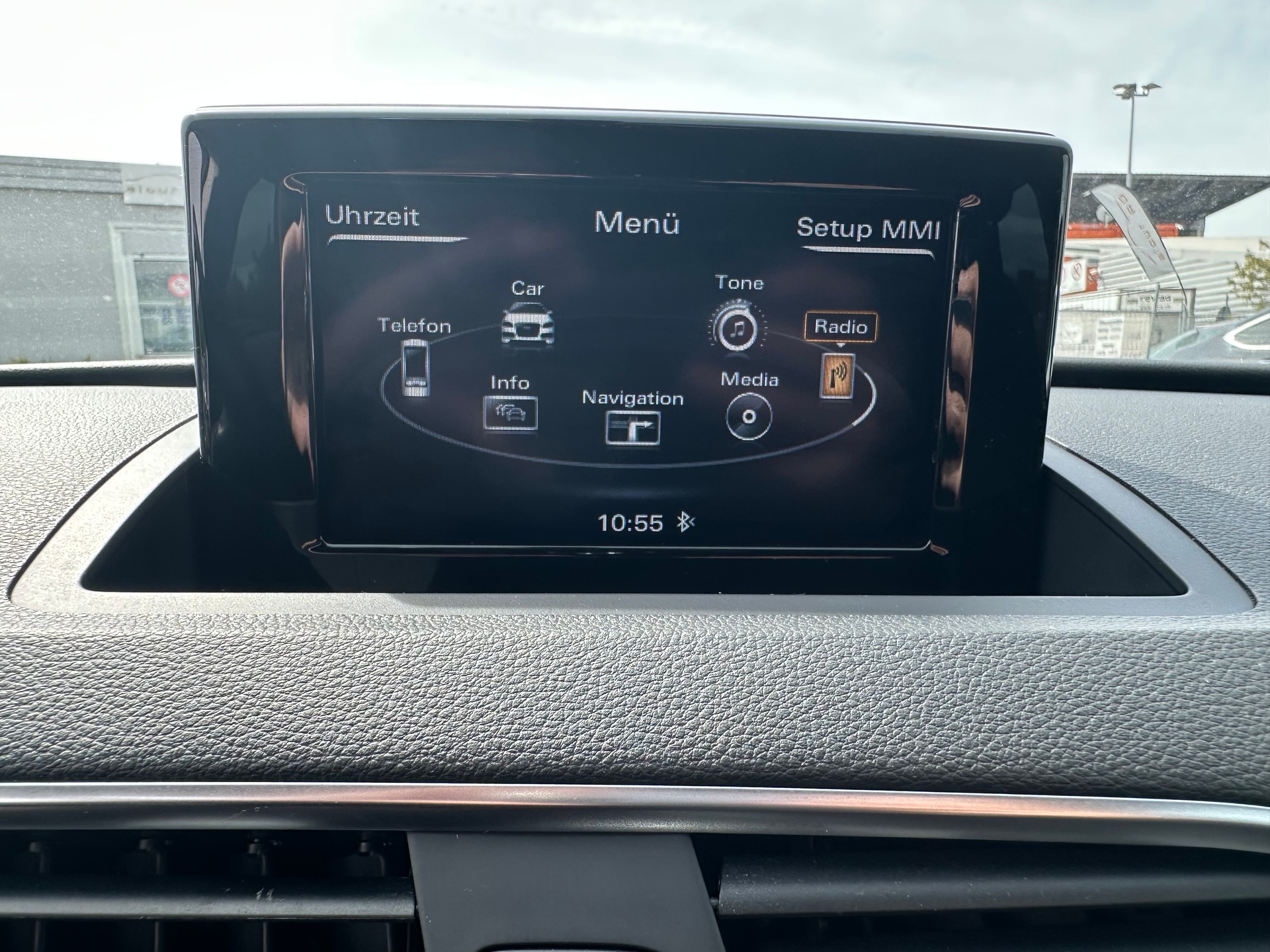 AUDI Q3 2.0 TDI-image-13
