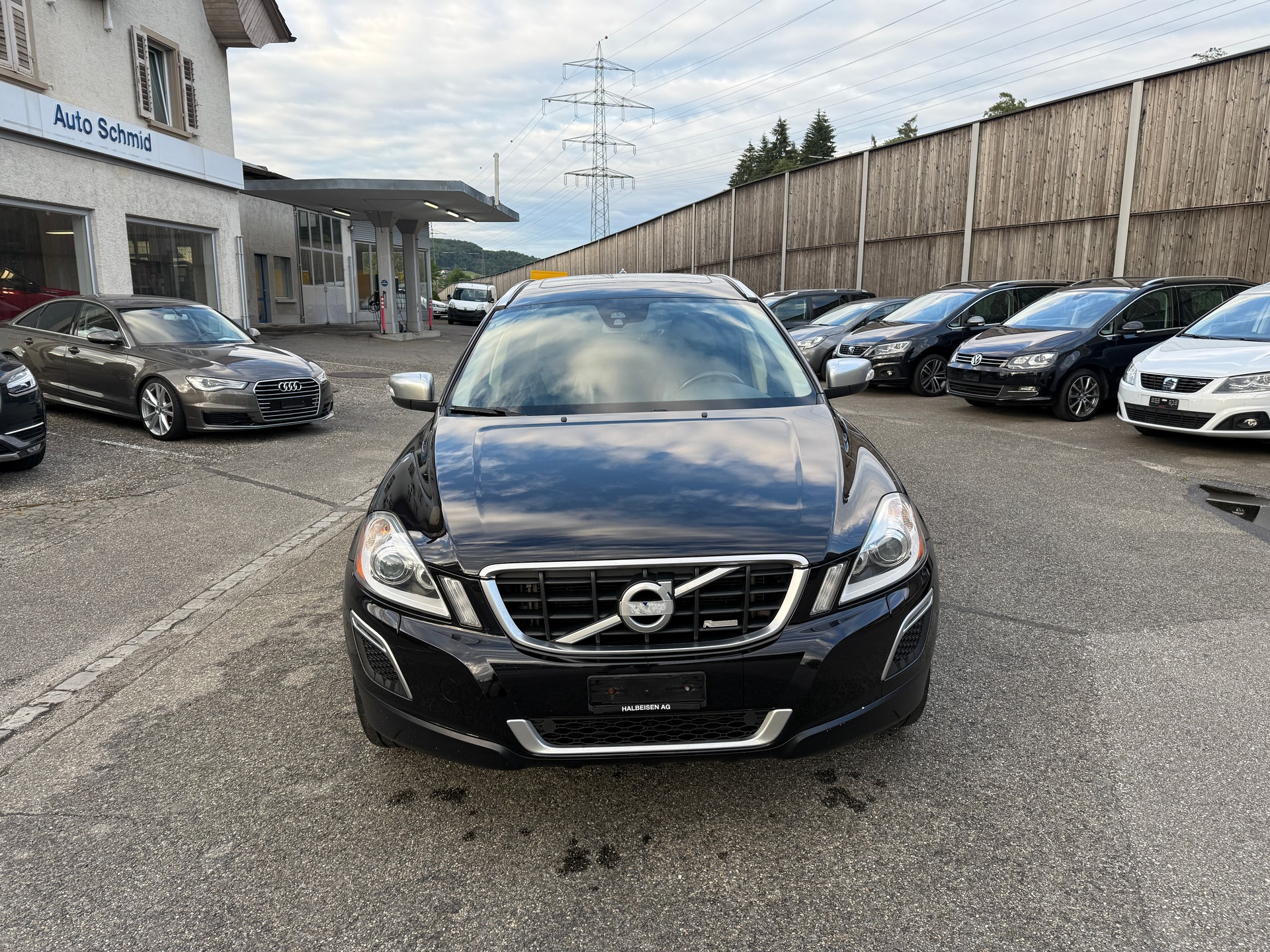 VOLVO XC60 D5 AWD R-Design Geartronic-image-7