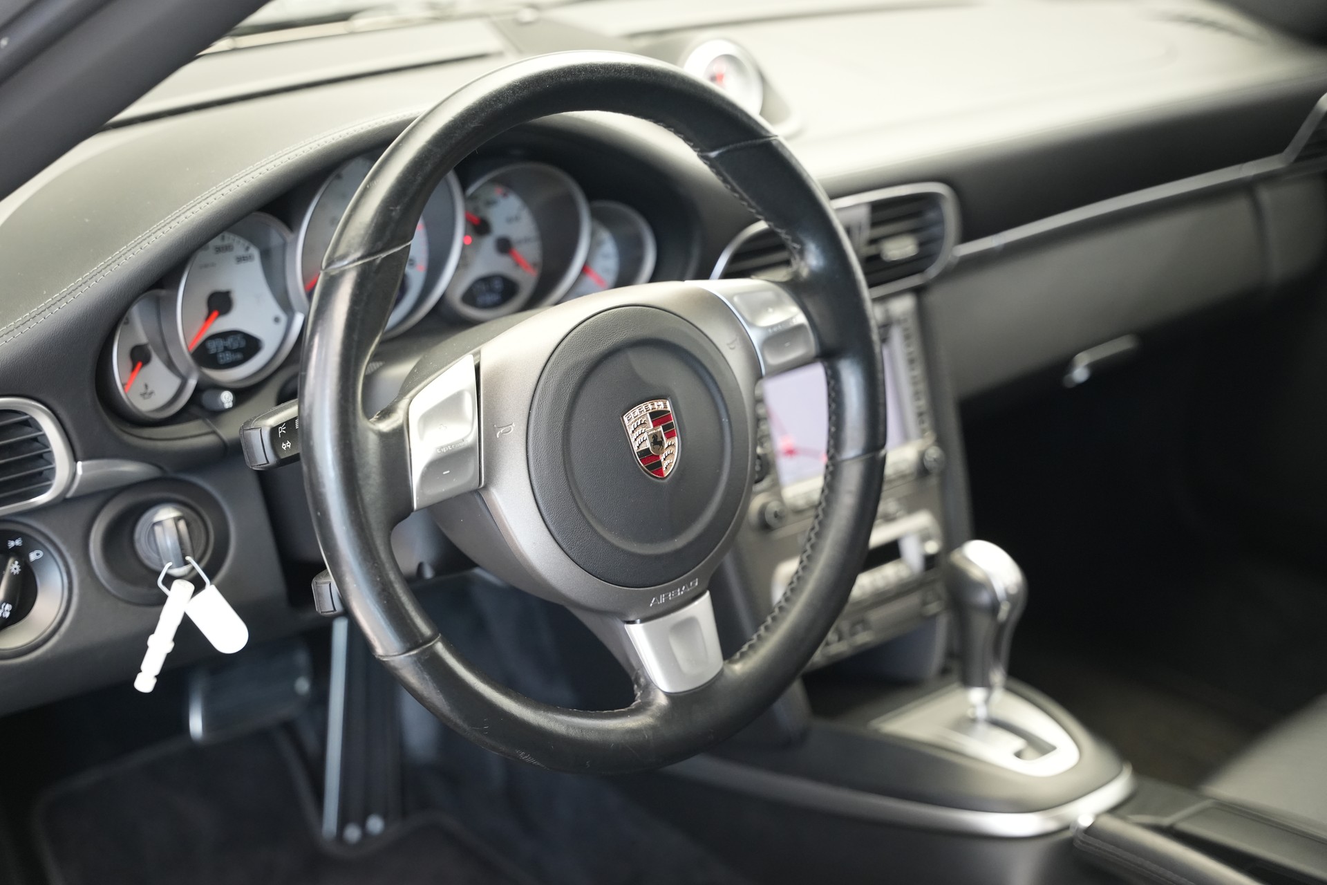 PORSCHE 911 Turbo 997.2 *Rinspeed Felgen*-image-17