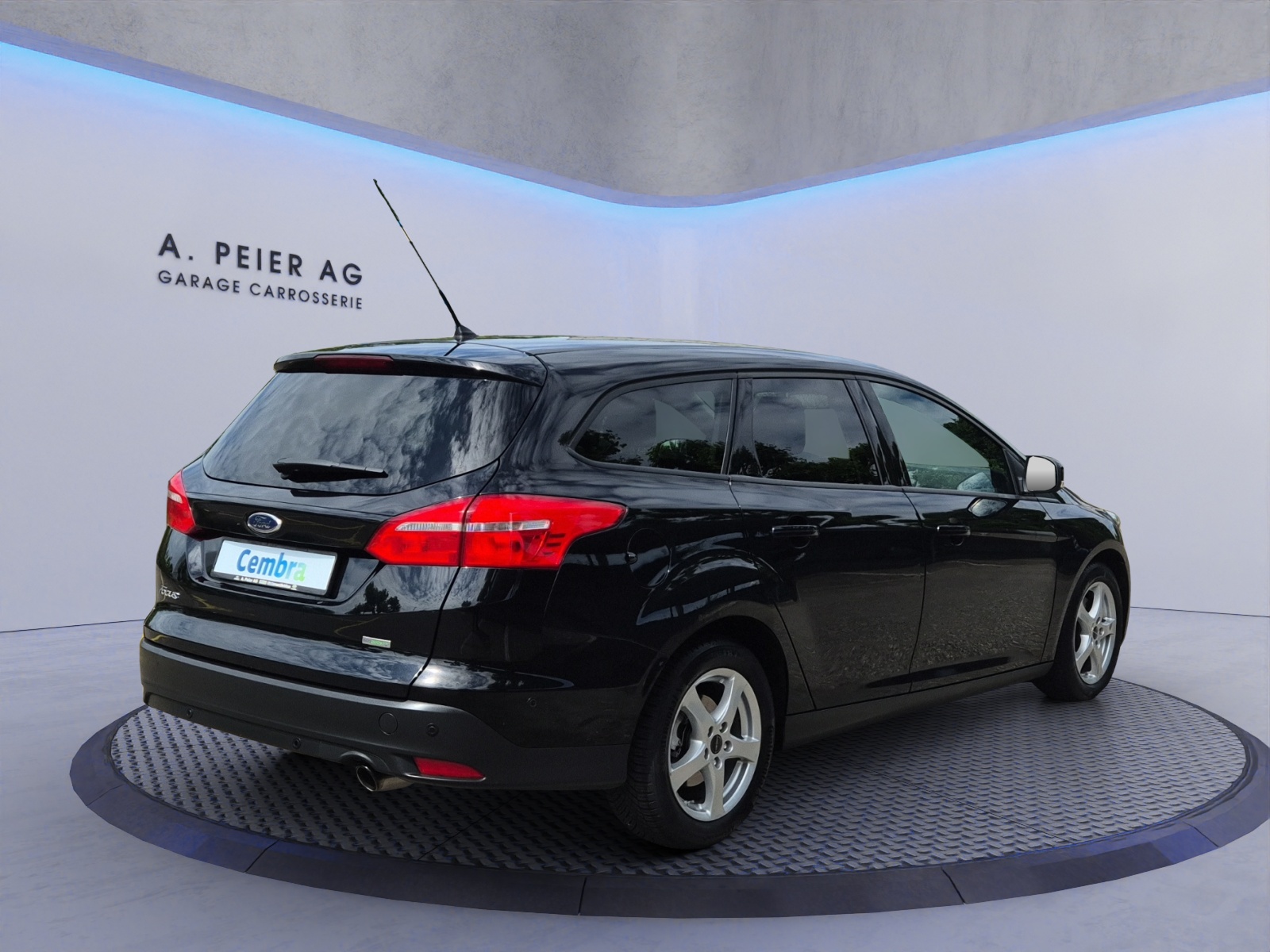 FORD Focus 1.5 SCTi Titanium-image-3
