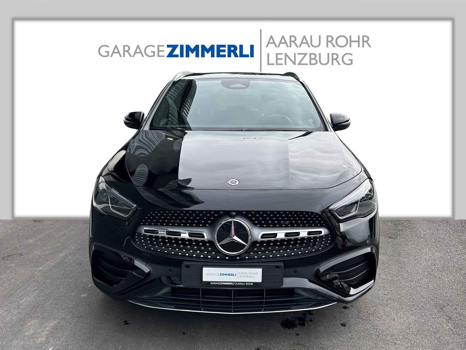 MERCEDES-BENZ GLA 200d AMG Line 8G-DCT-image-3