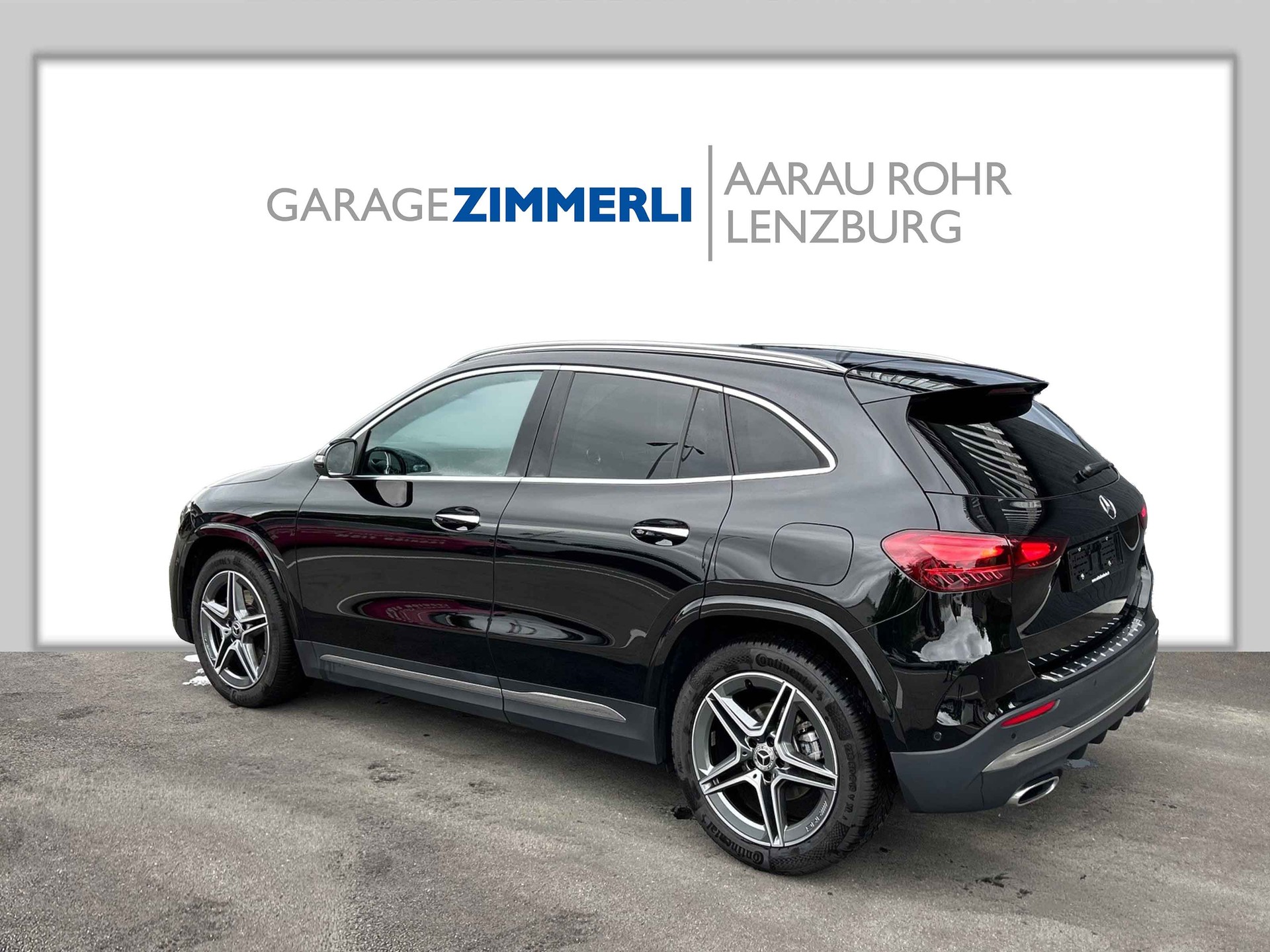 MERCEDES-BENZ GLA 200d AMG Line 8G-DCT-image-2