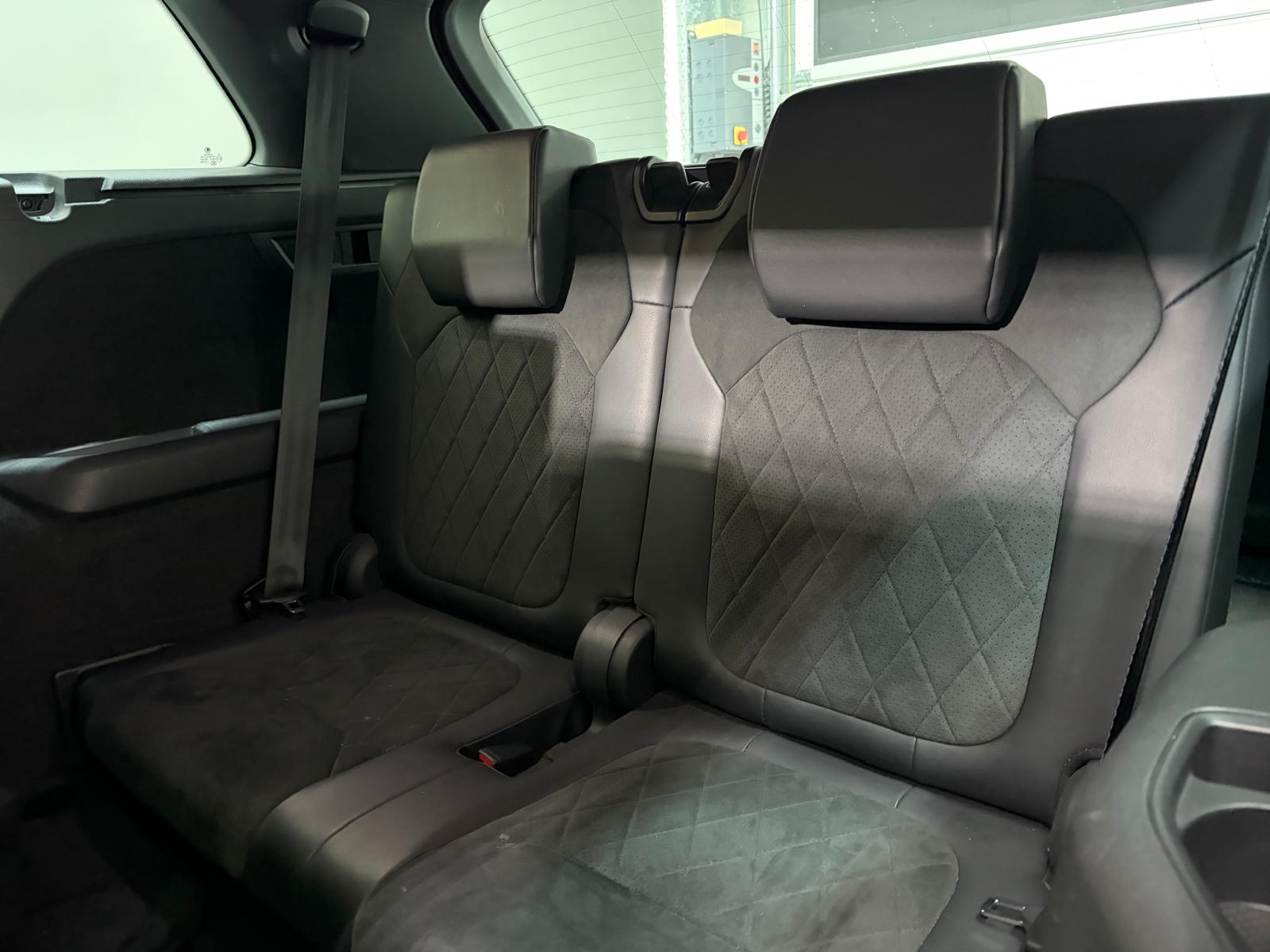 SKODA Kodiaq 2.0 TSI 4x4 SportLine - Toit ouvrant-image-11