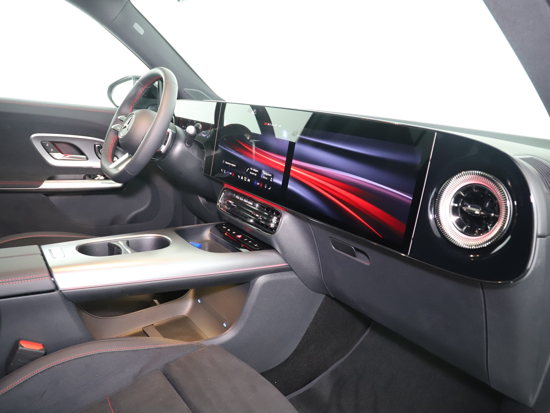 MERCEDES-BENZ GLB 220 4Matic 8G-Tronic-image-11