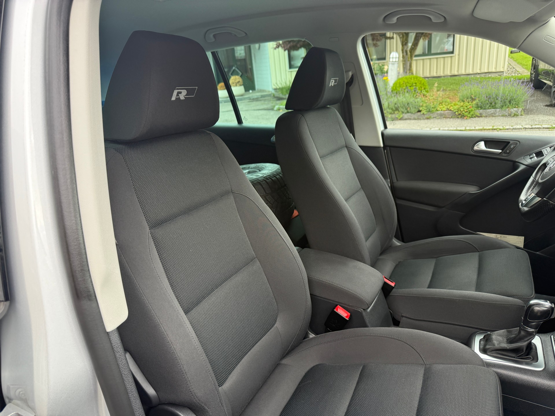 VW Tiguan 2.0 TSI Team DSG-image-8
