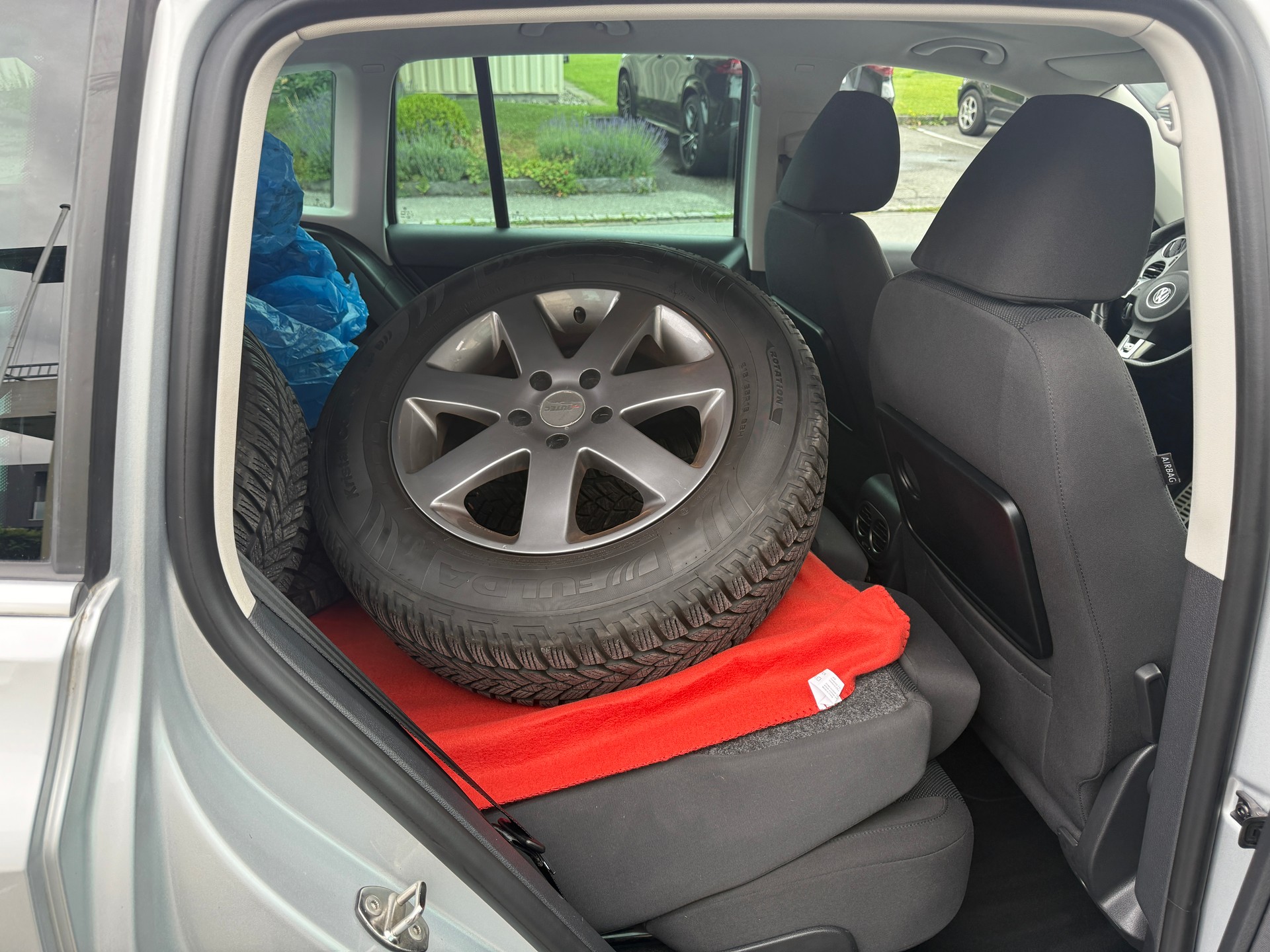 VW Tiguan 2.0 TSI Team DSG-image-11