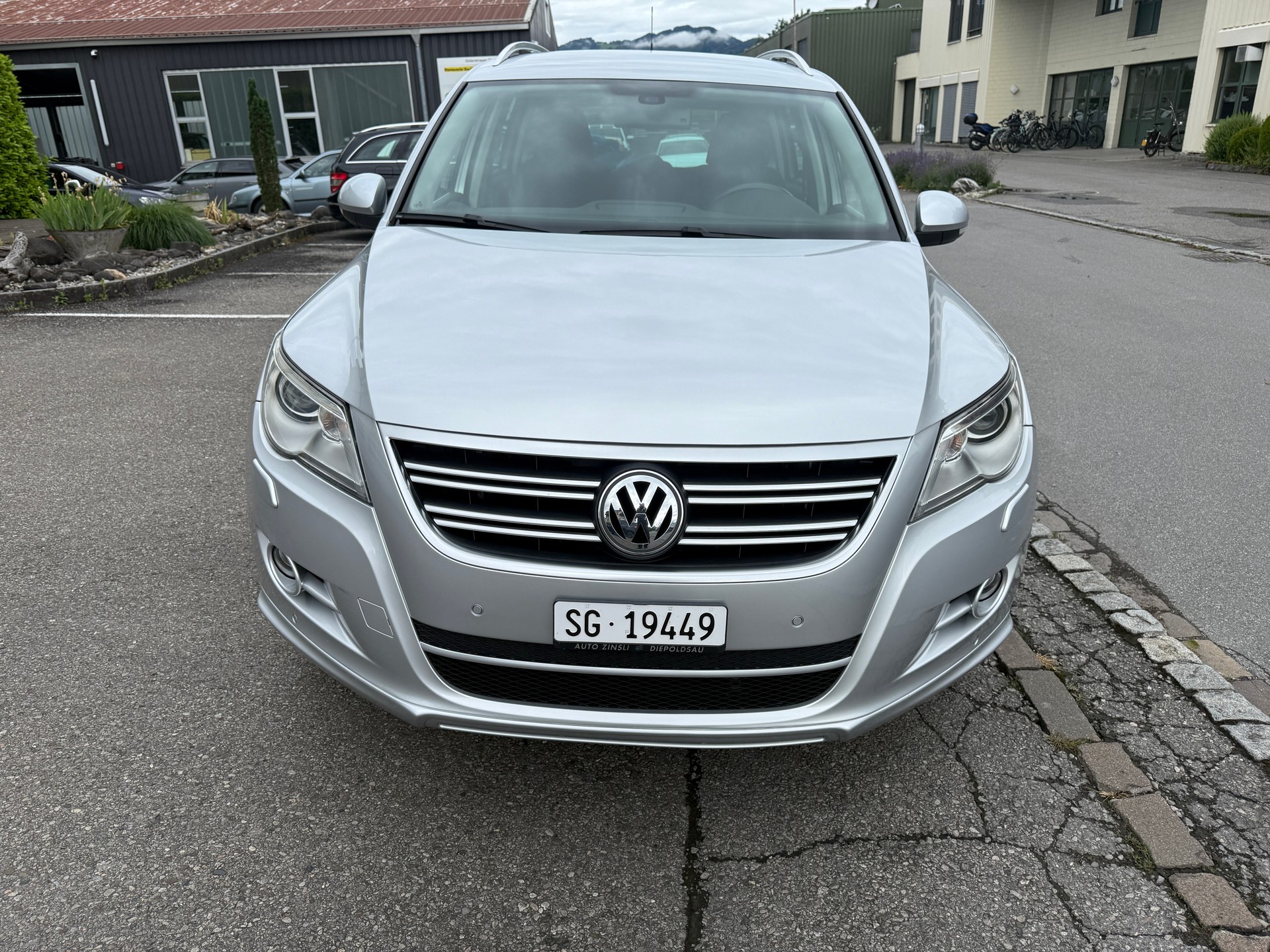 VW Tiguan 2.0 TSI Team DSG-image-15