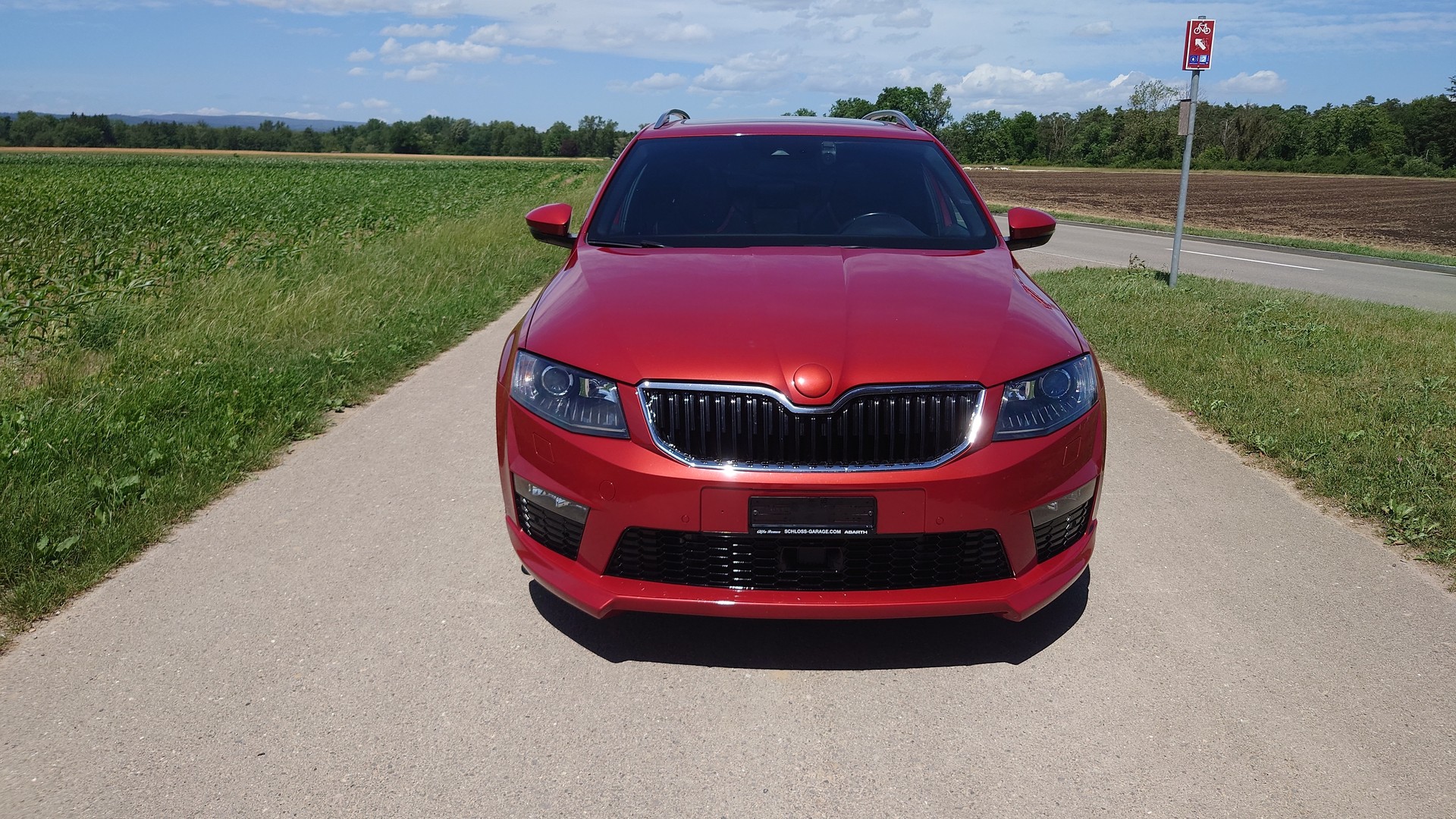 SKODA Octavia Combi 2.0 TSI RS DSG-image-8